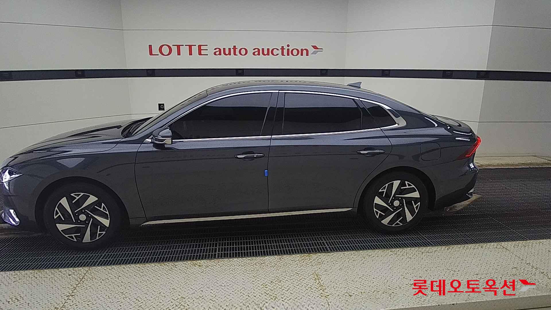 Hyundai Grandeur Hybrid id 2704017 из Кореи 7