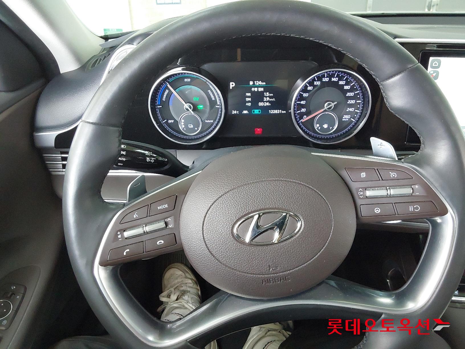 Hyundai Grandeur Hybrid id 2704017 из Кореи 29