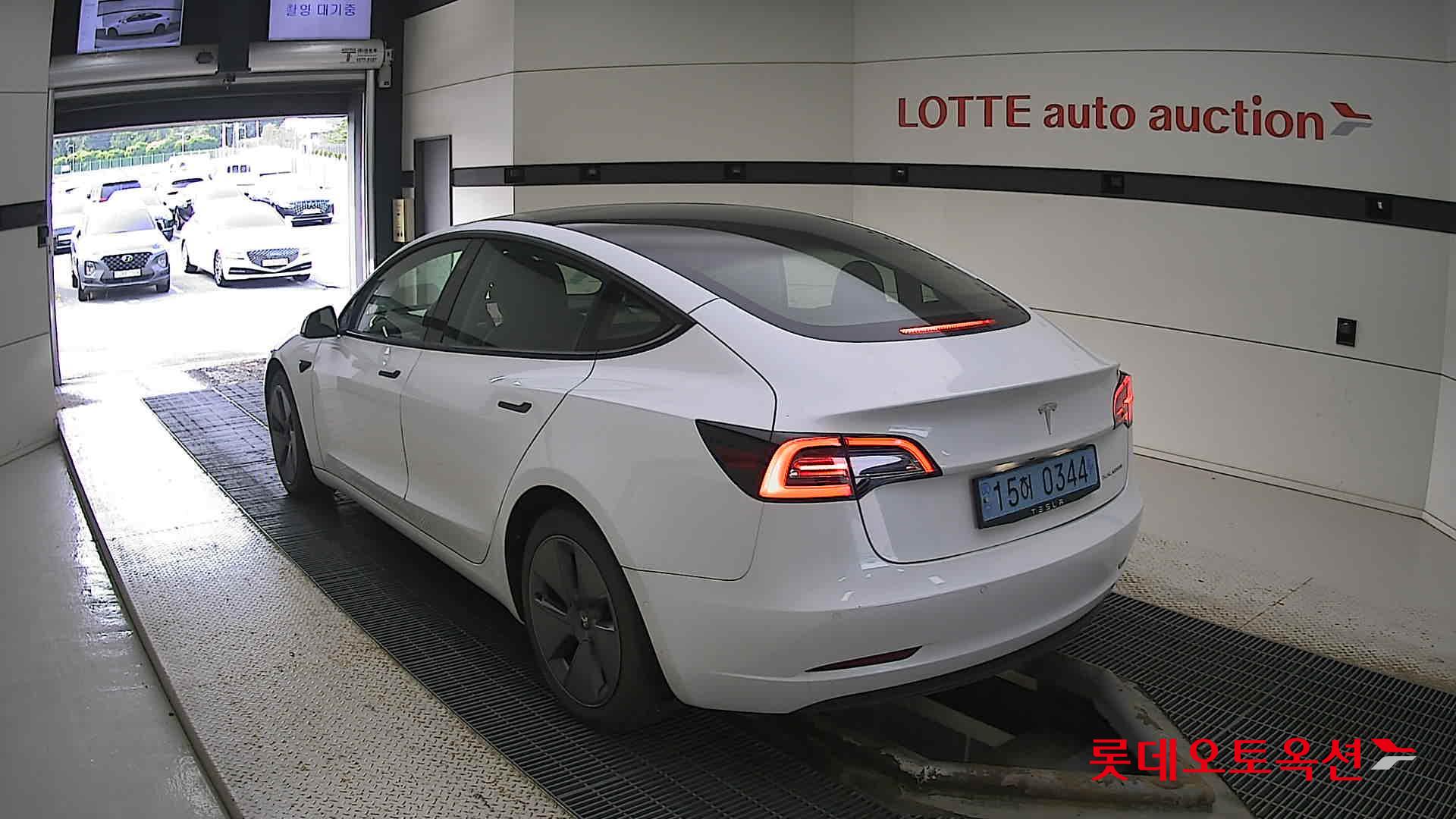 تسلا MODEL 3