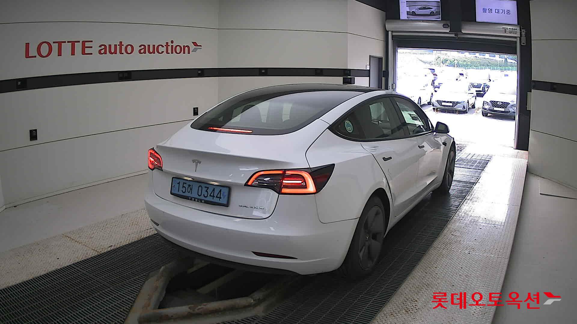تسلا MODEL 3