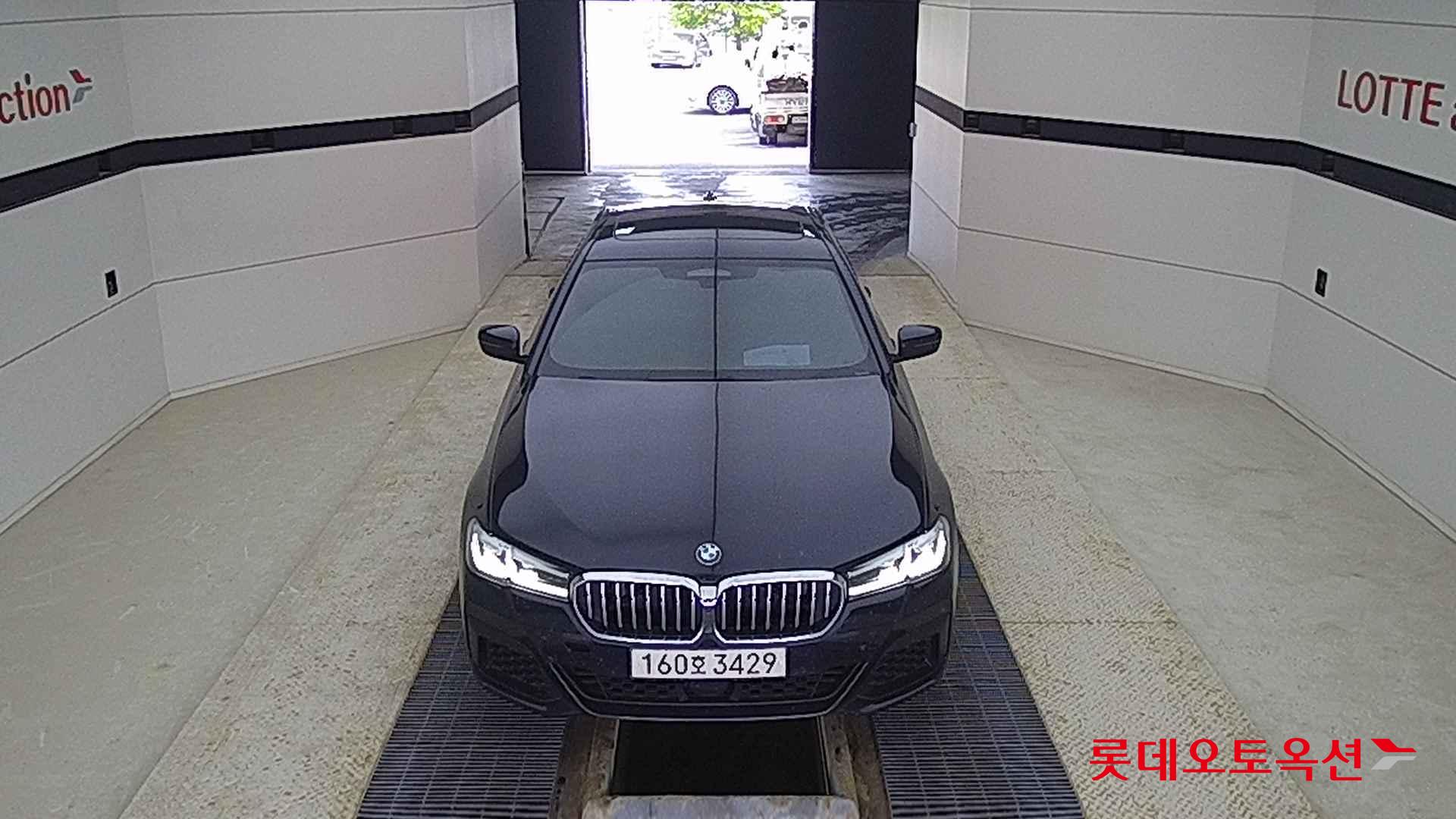 بي ام دبليو - 523D (2021)
