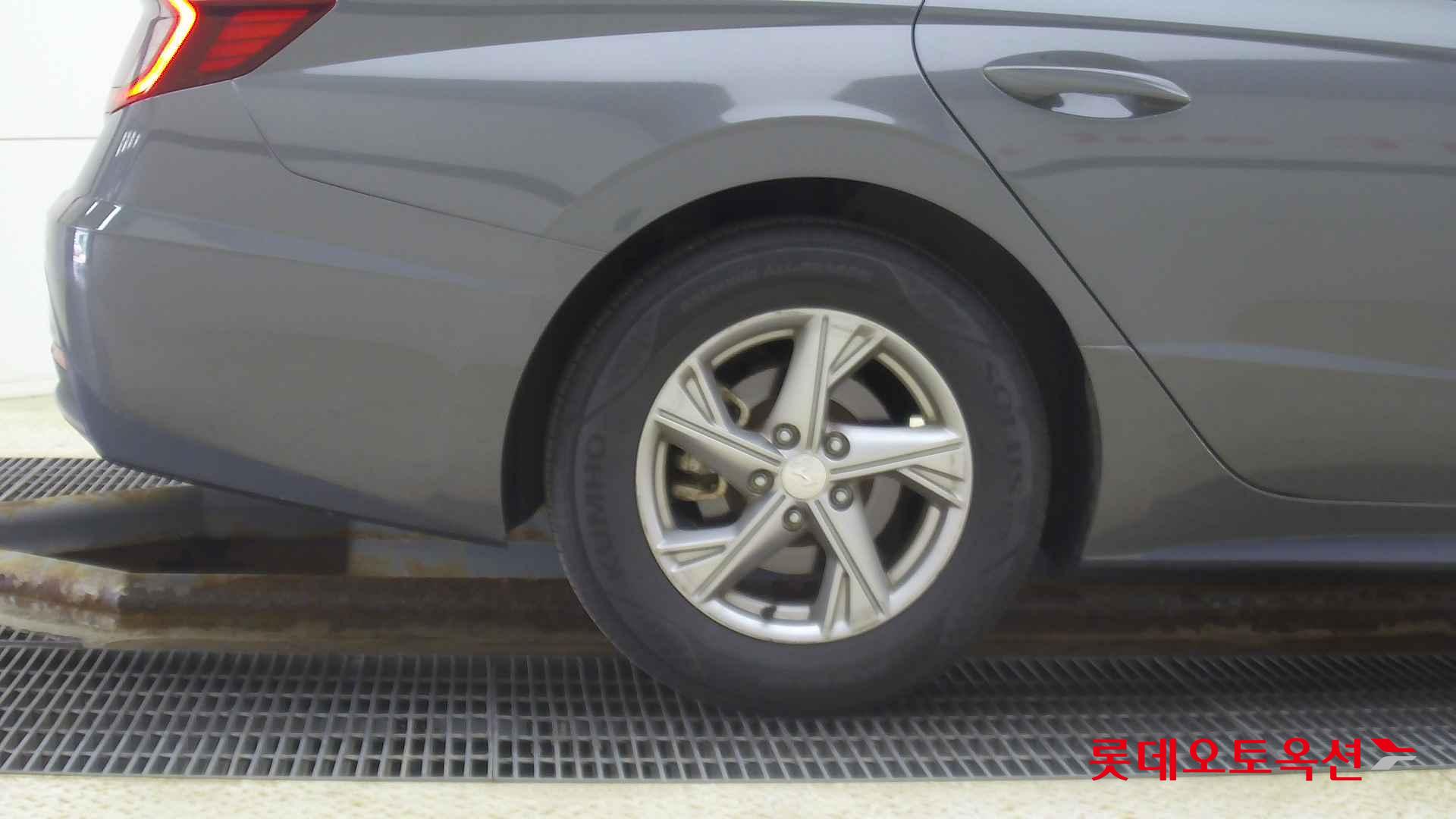 Hyundai Sonata id 2720453 из Кореи 24