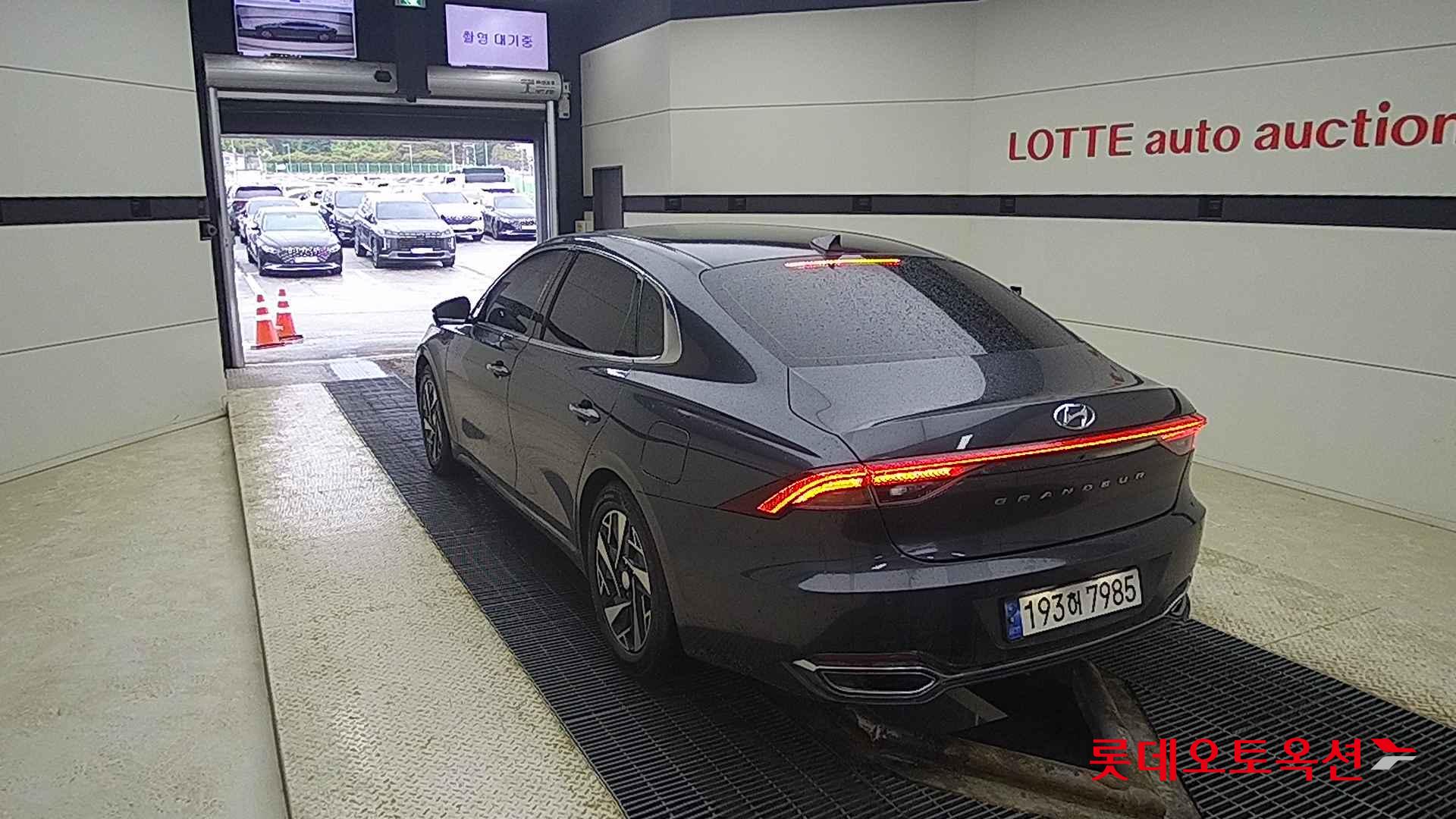 Hyundai Grandeur Hybrid id 2708641 из Кореи 9