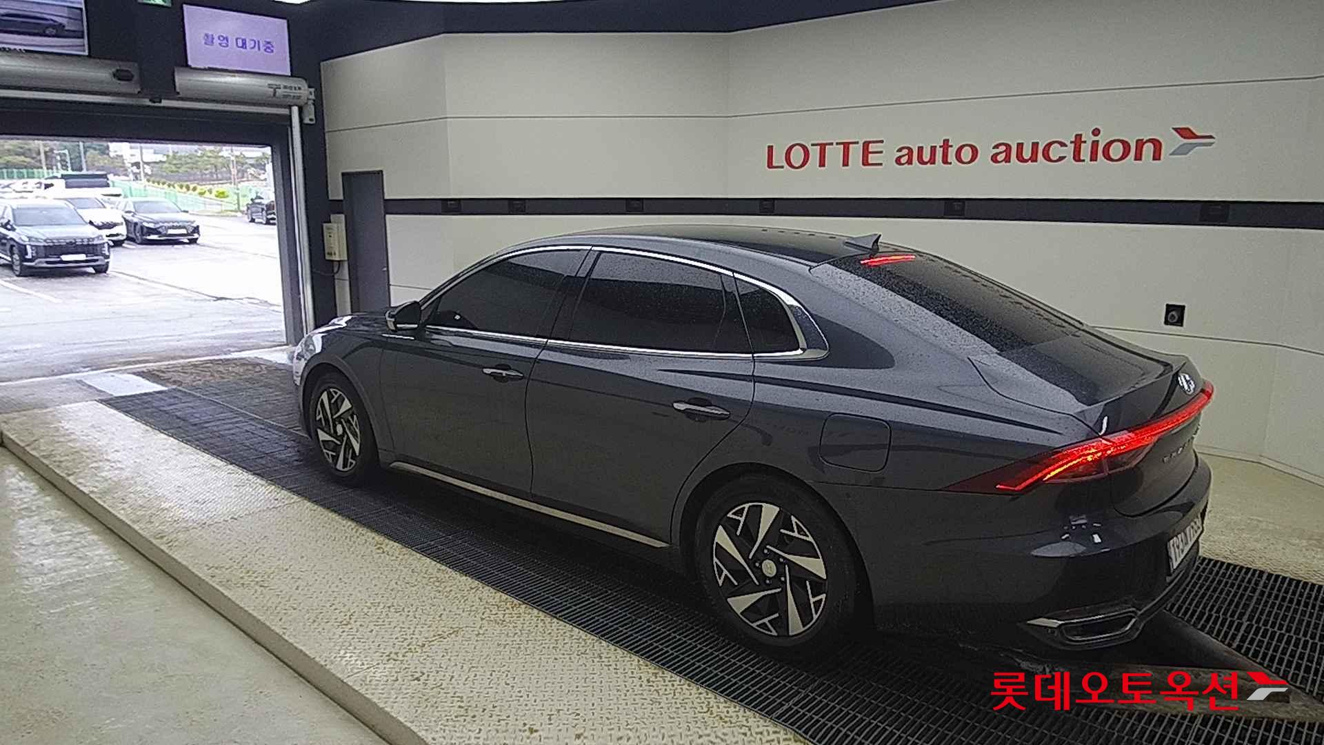 Hyundai Grandeur Hybrid id 2708641 из Кореи 10