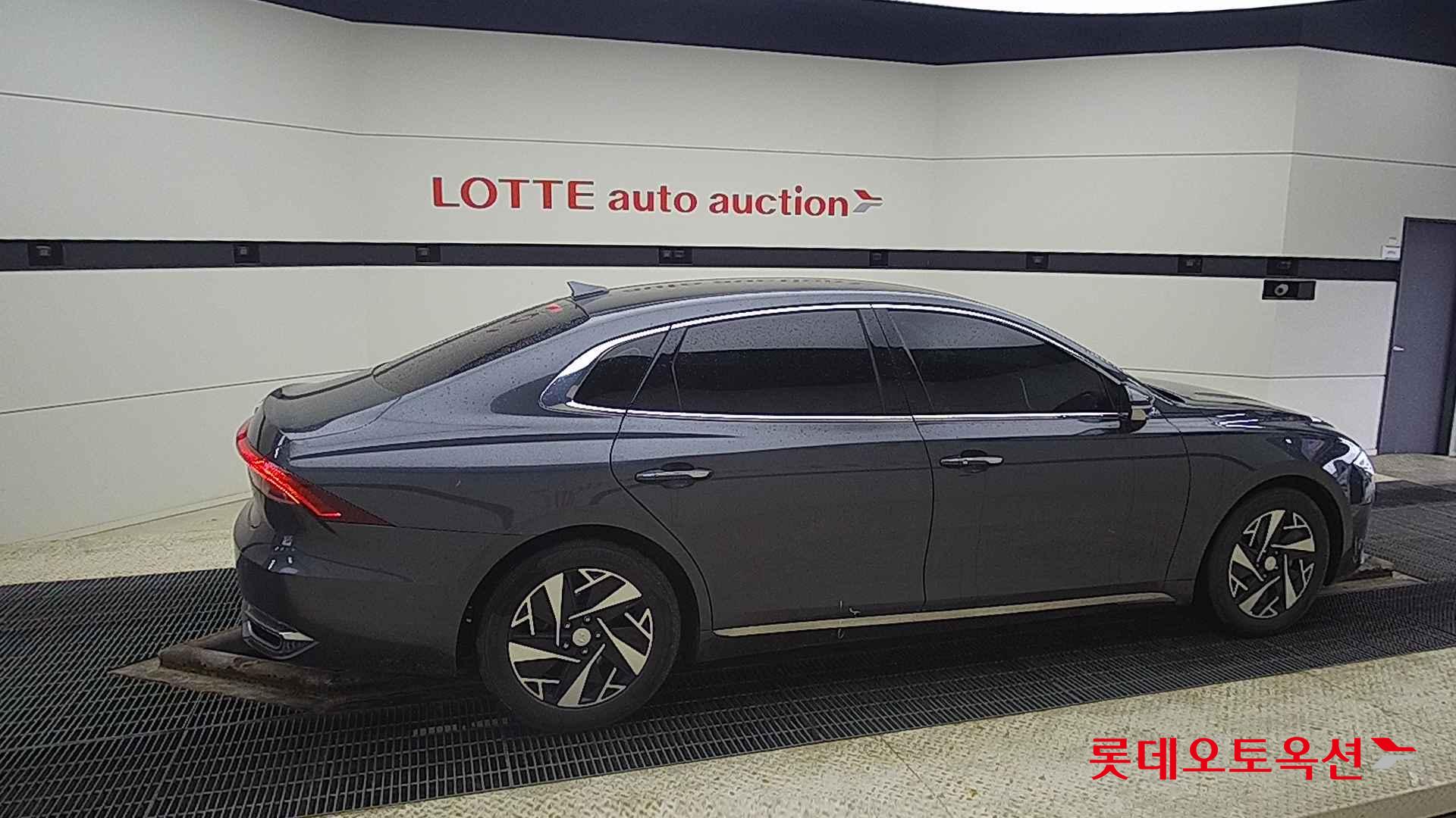 Hyundai Grandeur Hybrid id 2708641 из Кореи 18