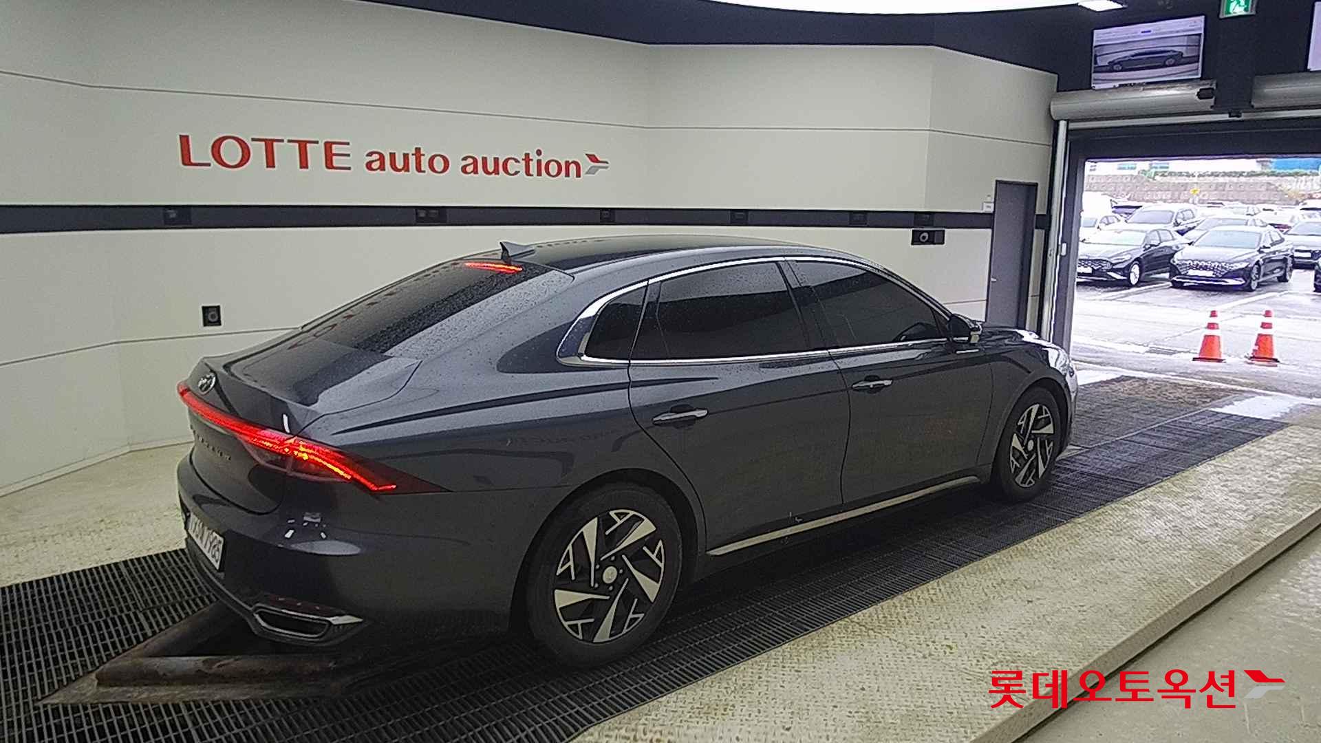 Hyundai Grandeur Hybrid id 2708641 из Кореи 19