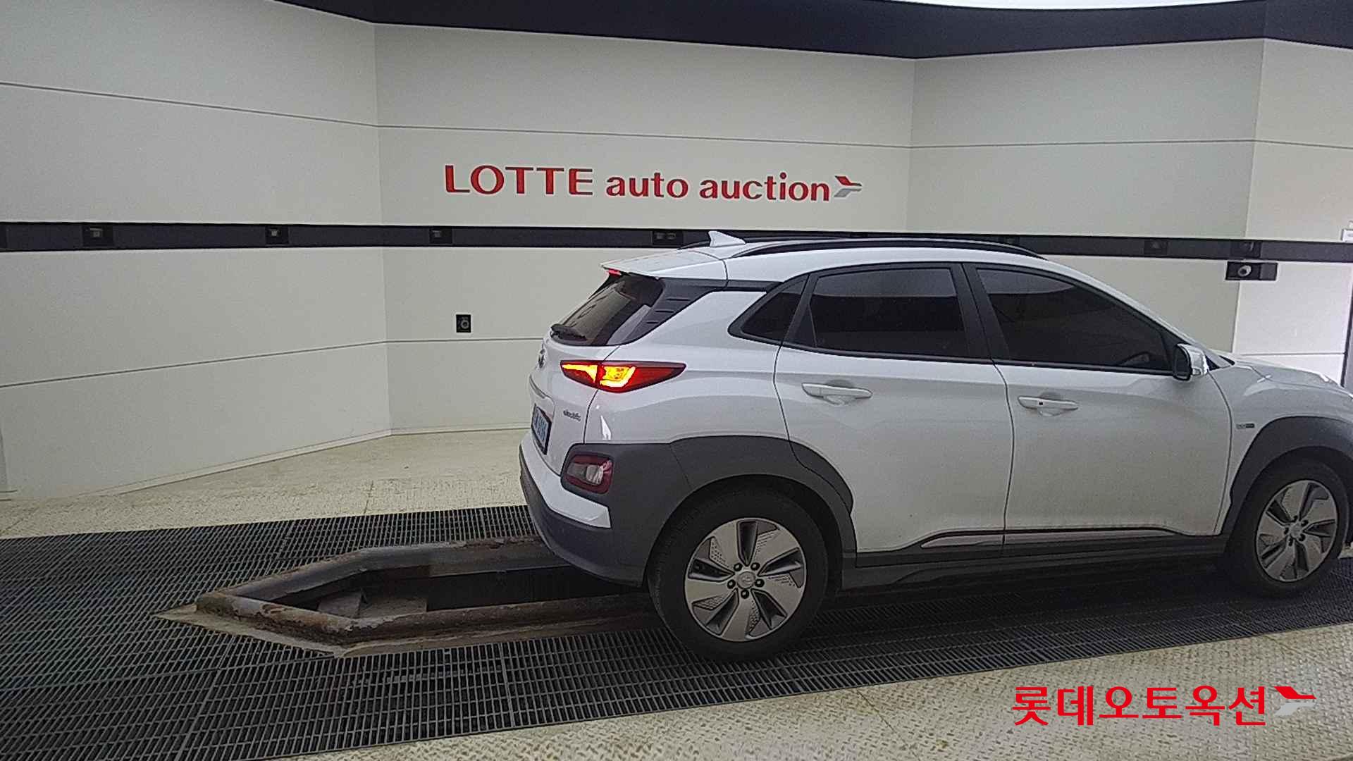 Hyundai KONA Electric id 2720424 из Кореи 18