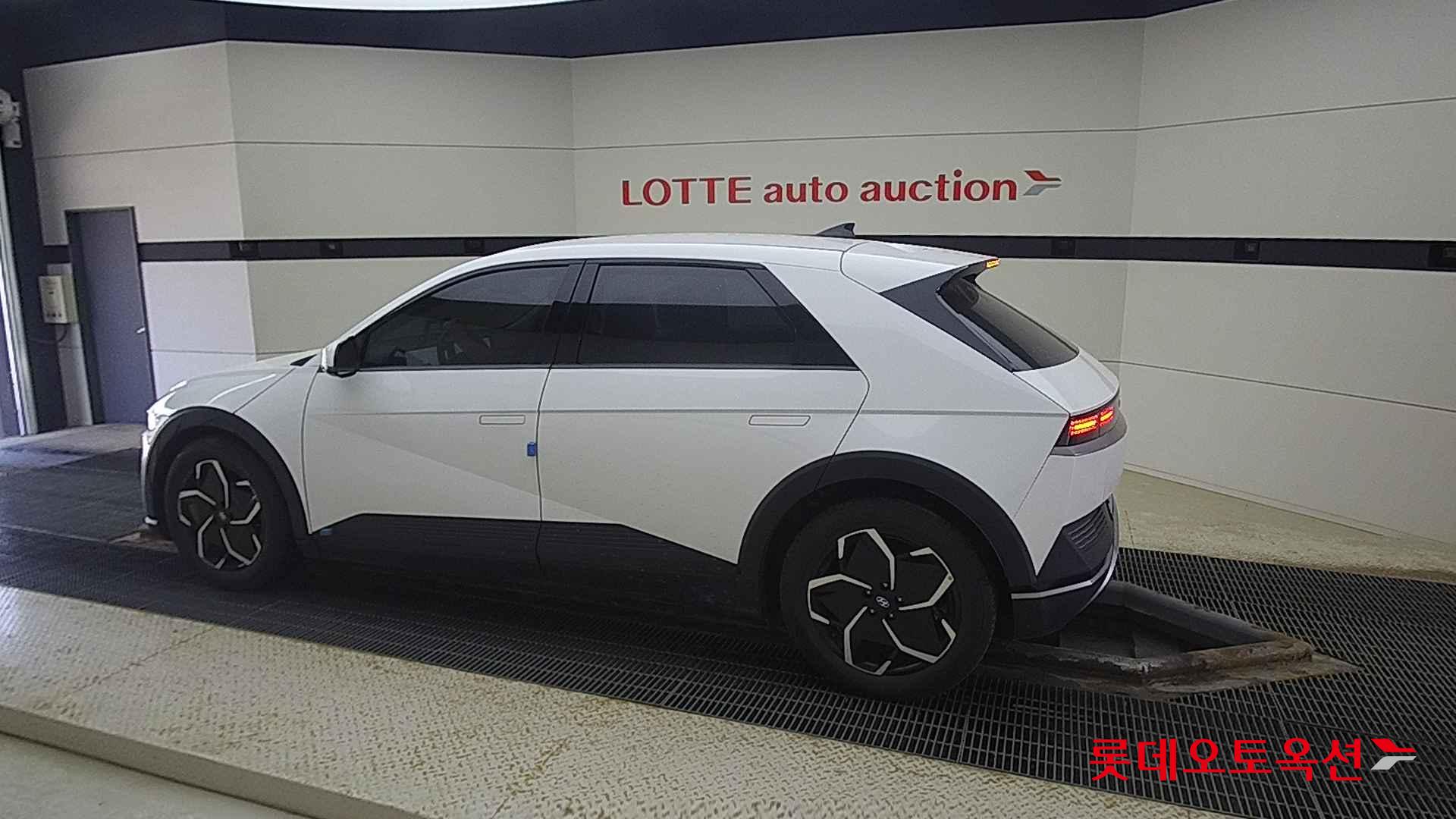 Hyundai IONIQ 5 id 2720992 из Кореи 11