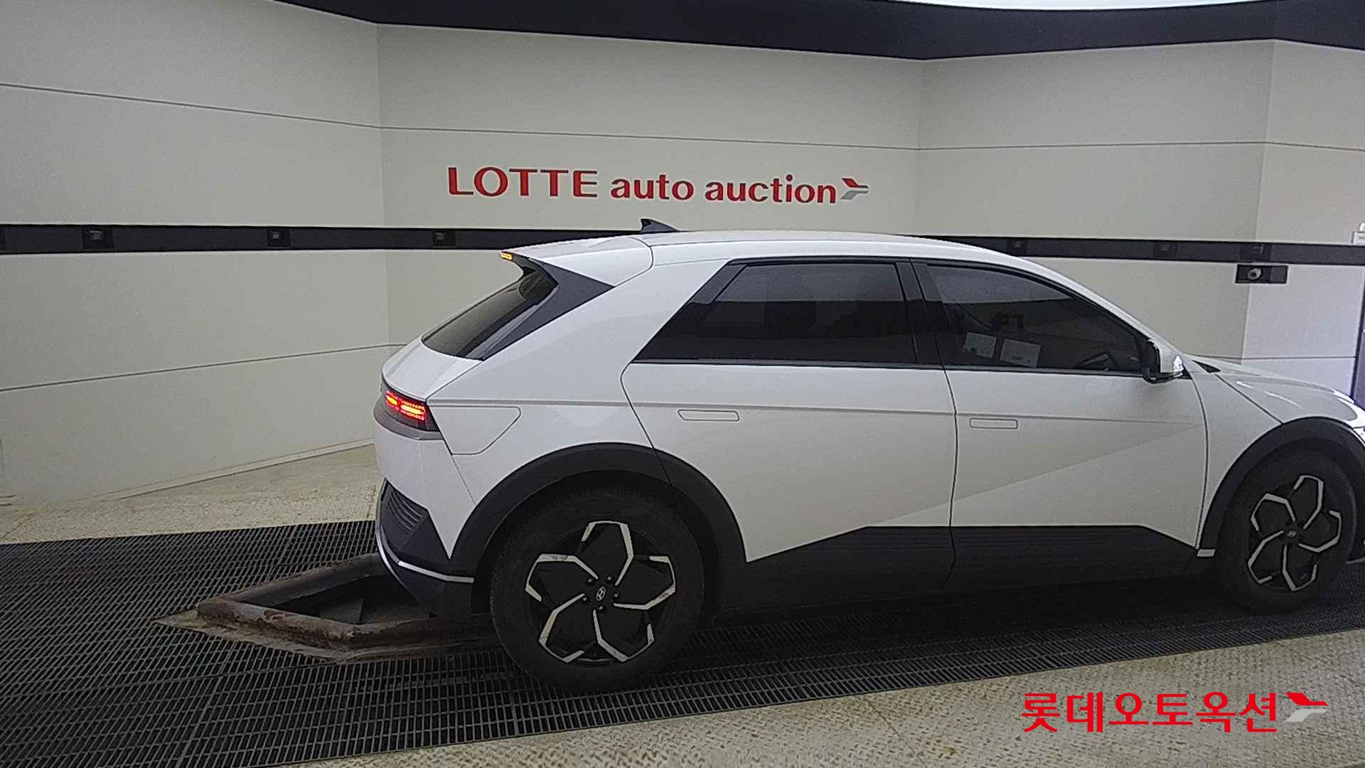 Hyundai IONIQ 5 id 2720992 из Кореи 18