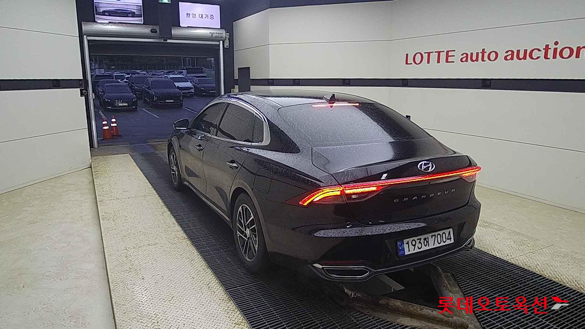 Hyundai Grandeur id 2708609 из Кореи 9