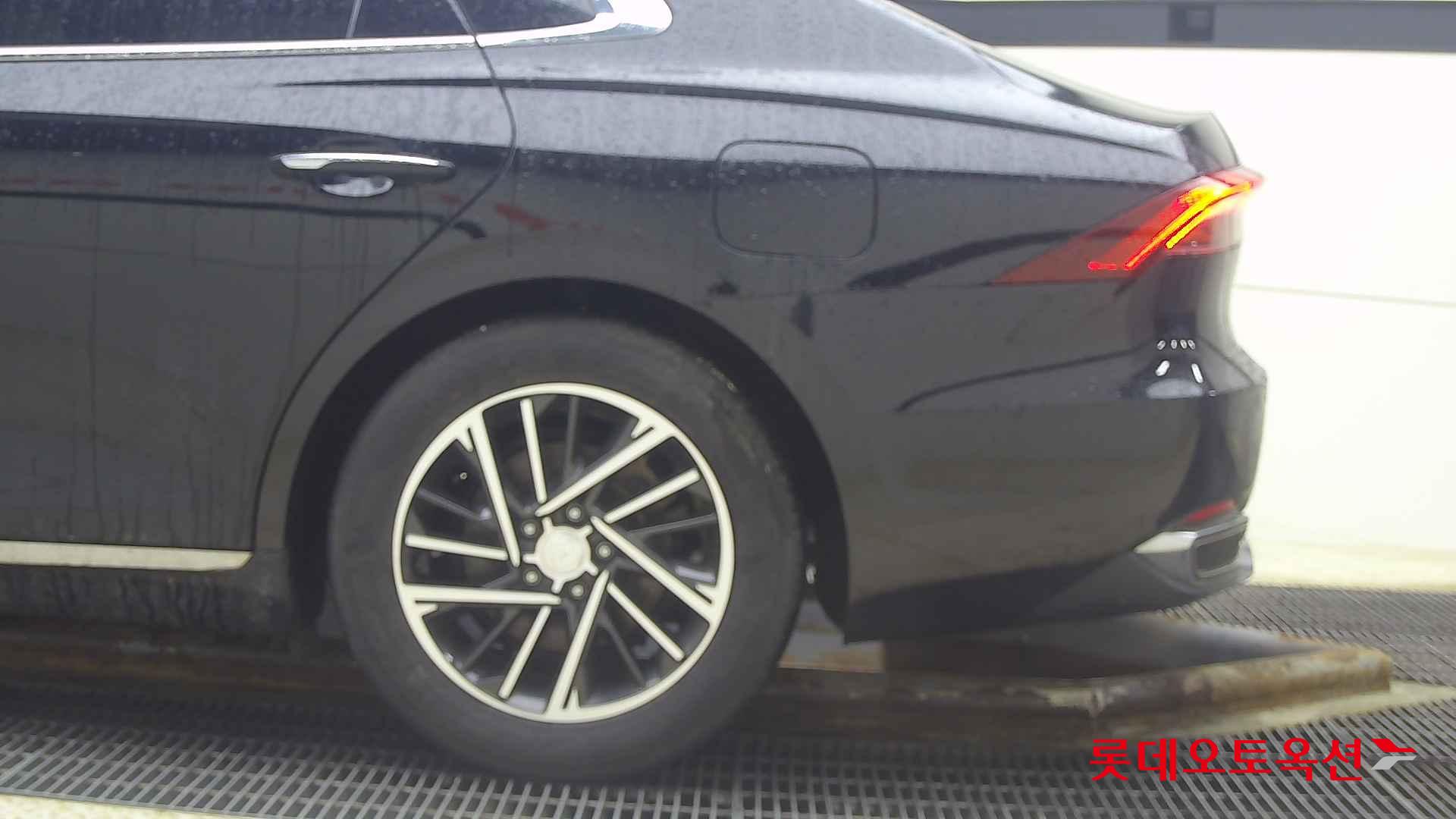 Hyundai Grandeur id 2708609 из Кореи 22