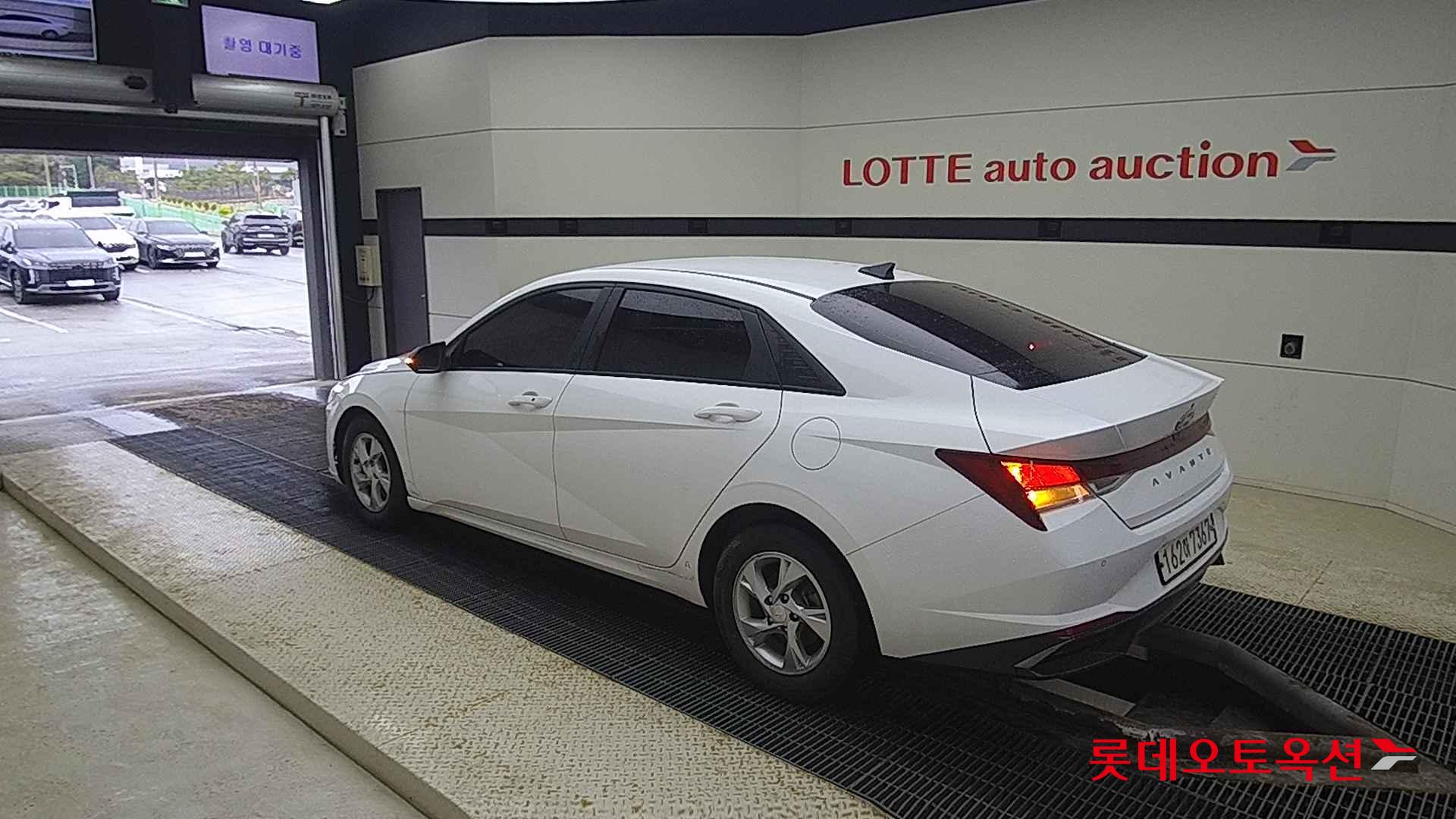 Hyundai Avante id 2708624 из Кореи 10