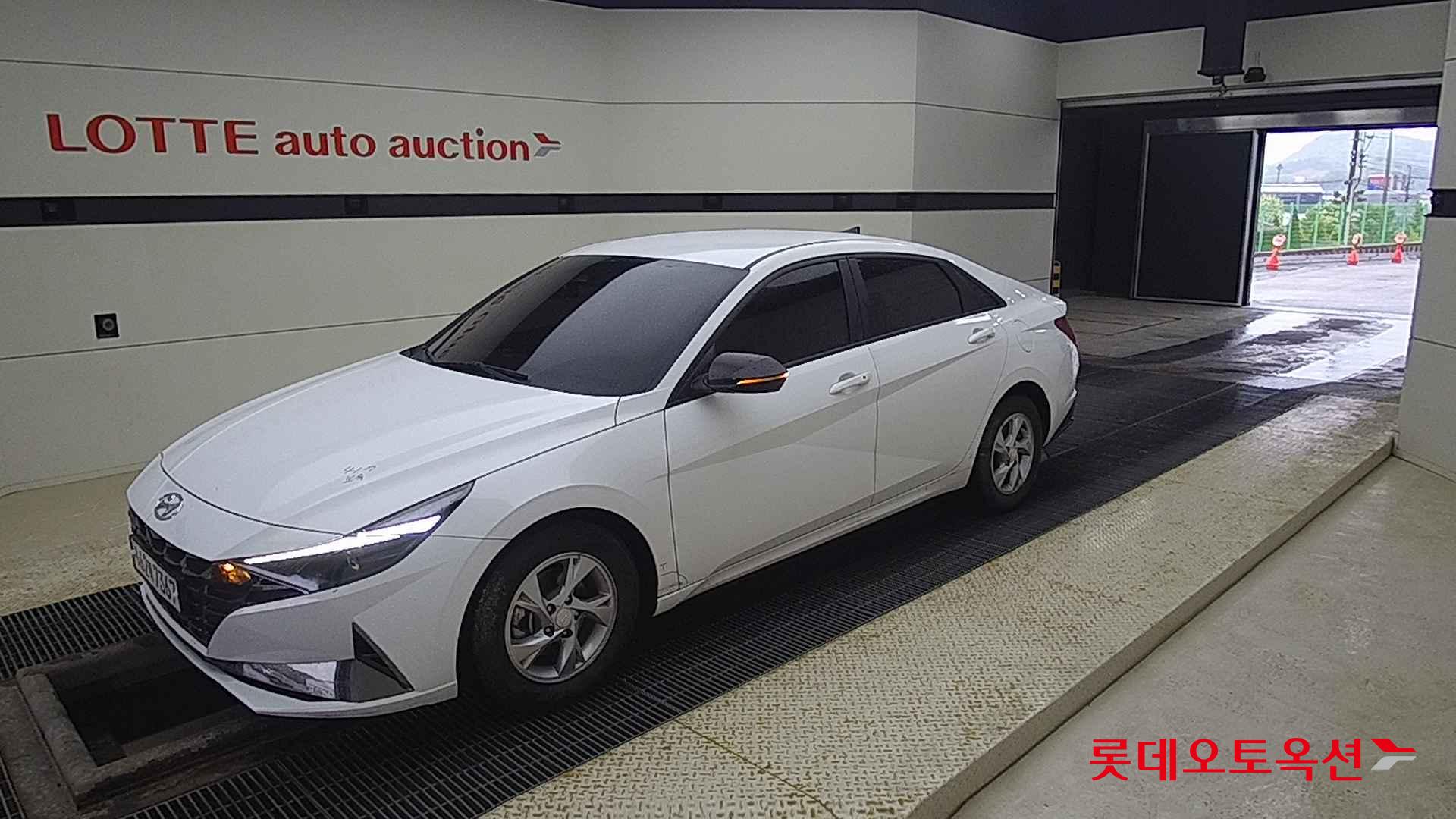 Hyundai Avante id 2708624 из Кореи 13