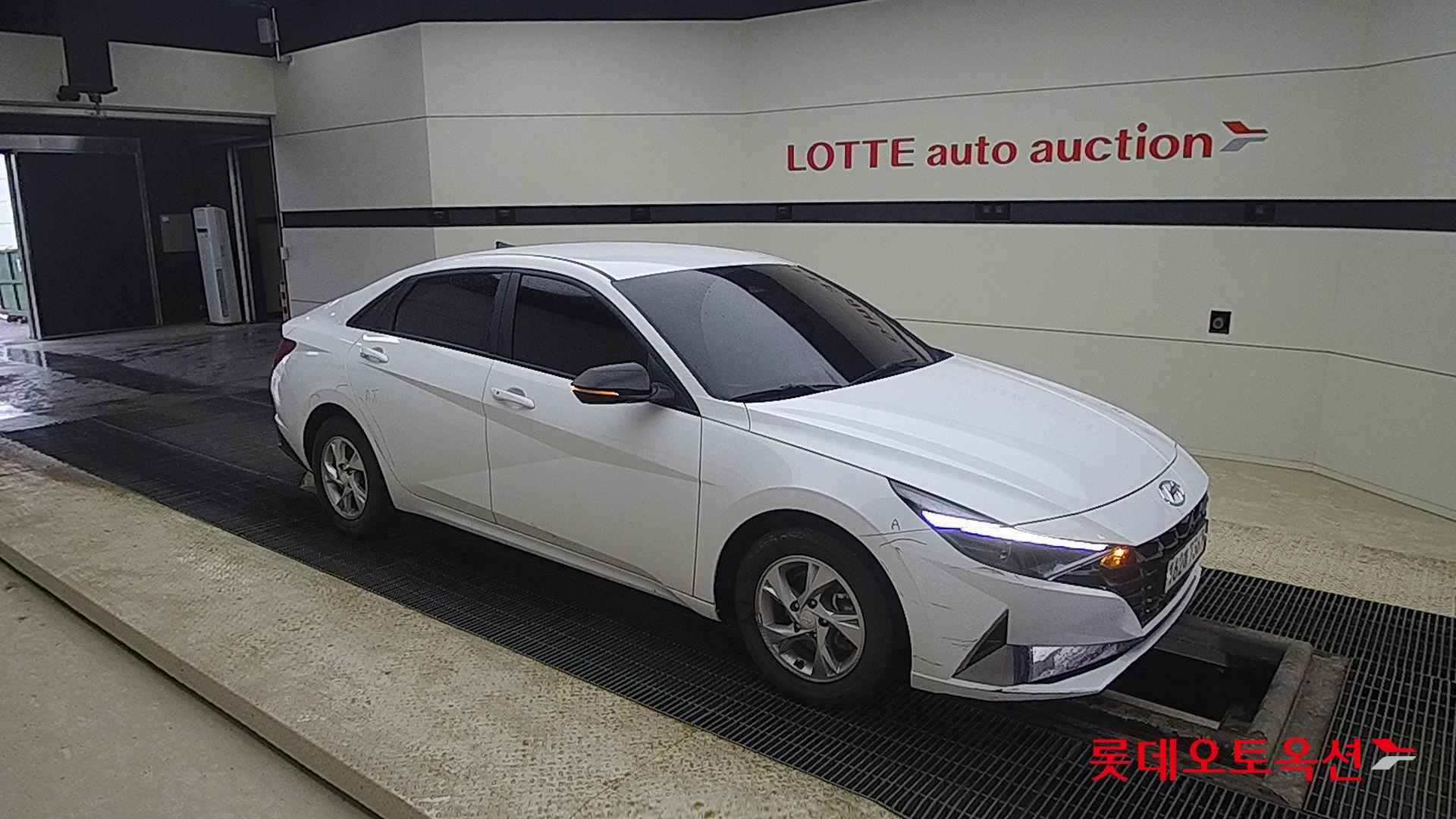 Hyundai Avante id 2708624 из Кореи 16