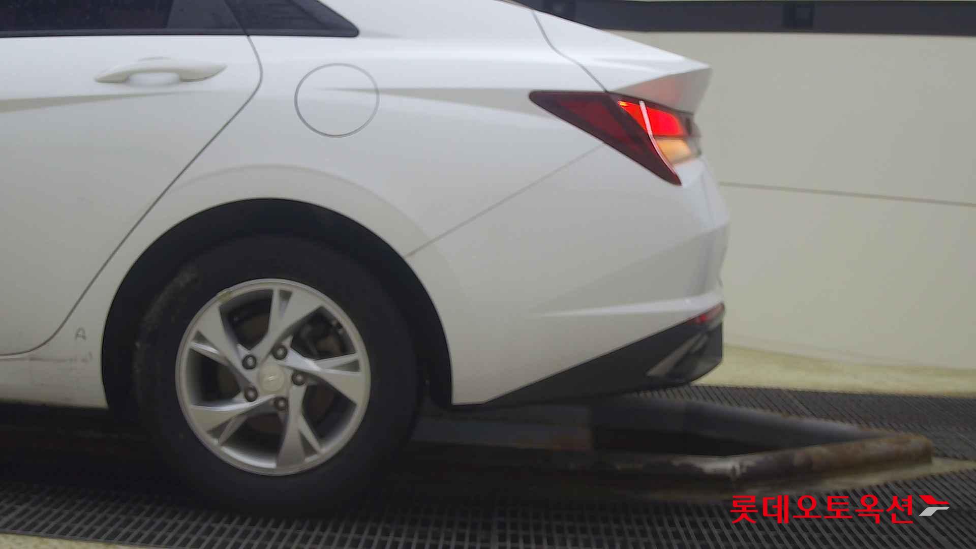 Hyundai Avante id 2708624 из Кореи 22