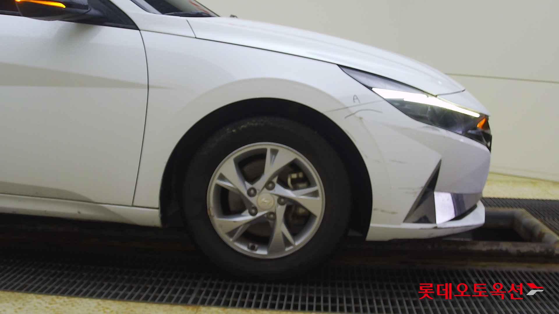 Hyundai Avante id 2708624 из Кореи 23