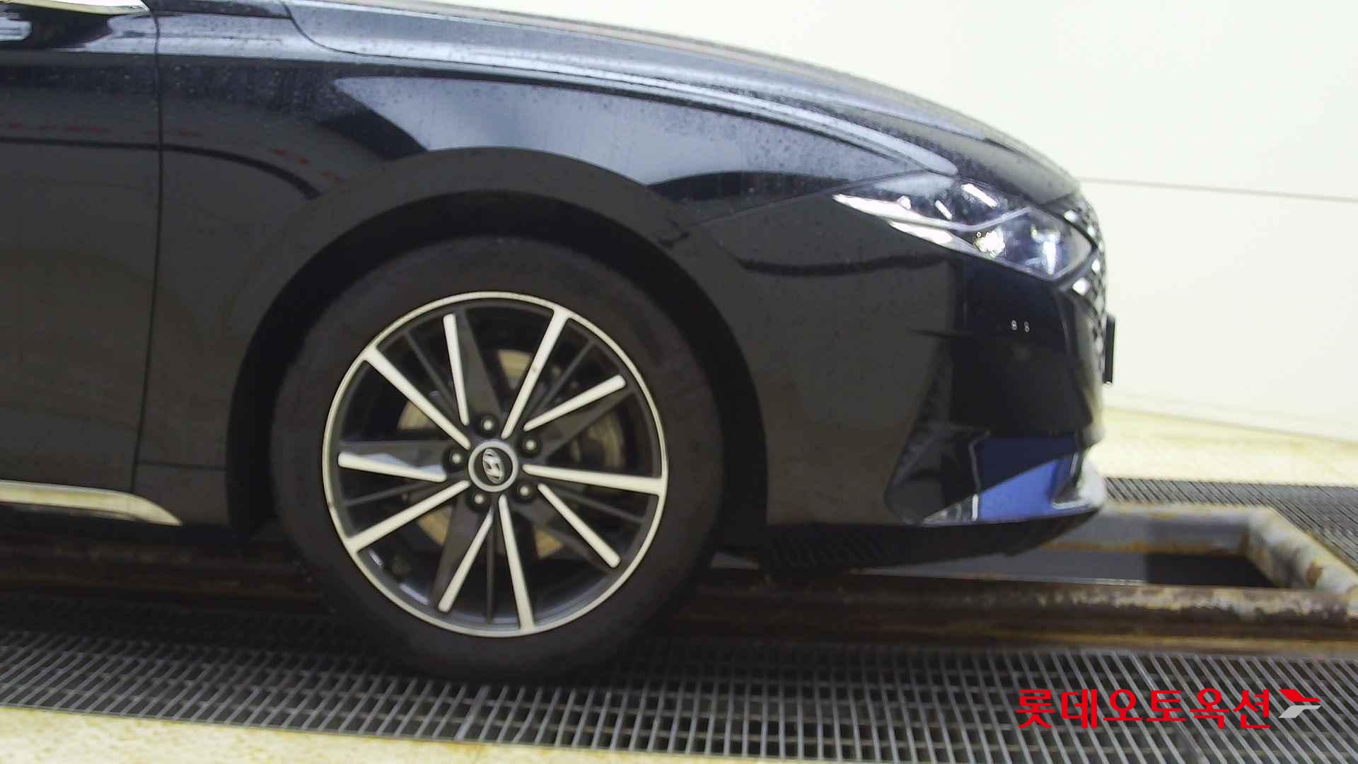 Hyundai Grandeur id 2708610 из Кореи 23