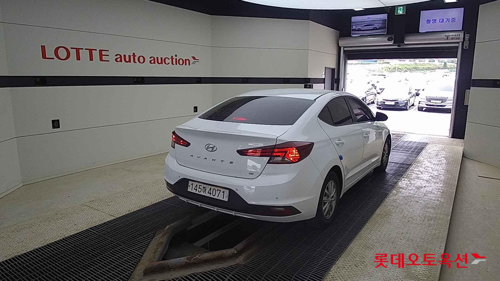 Hyundai Avante id 2720975 из Кореи 20