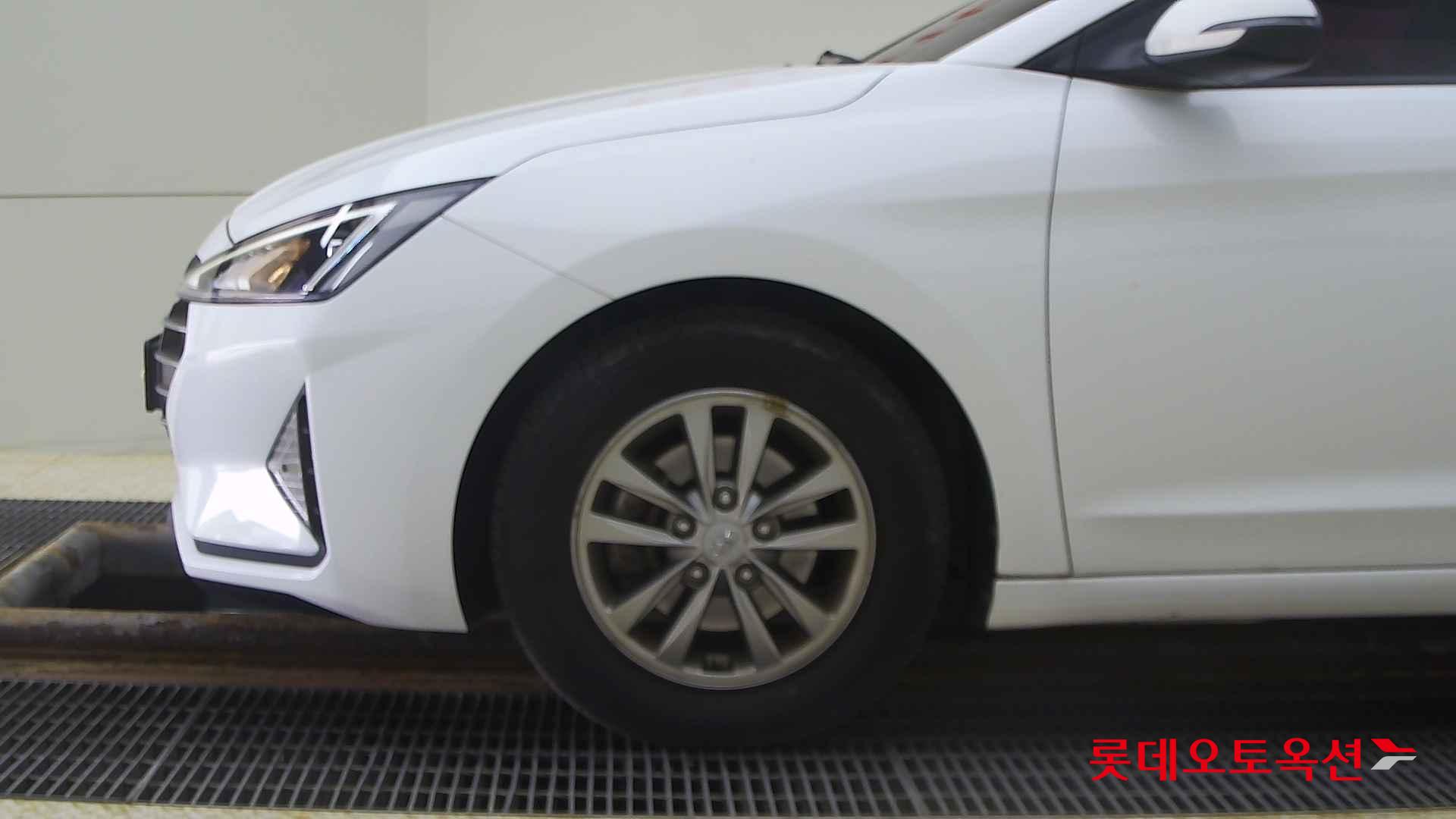 Hyundai Avante id 2720975 из Кореи 21