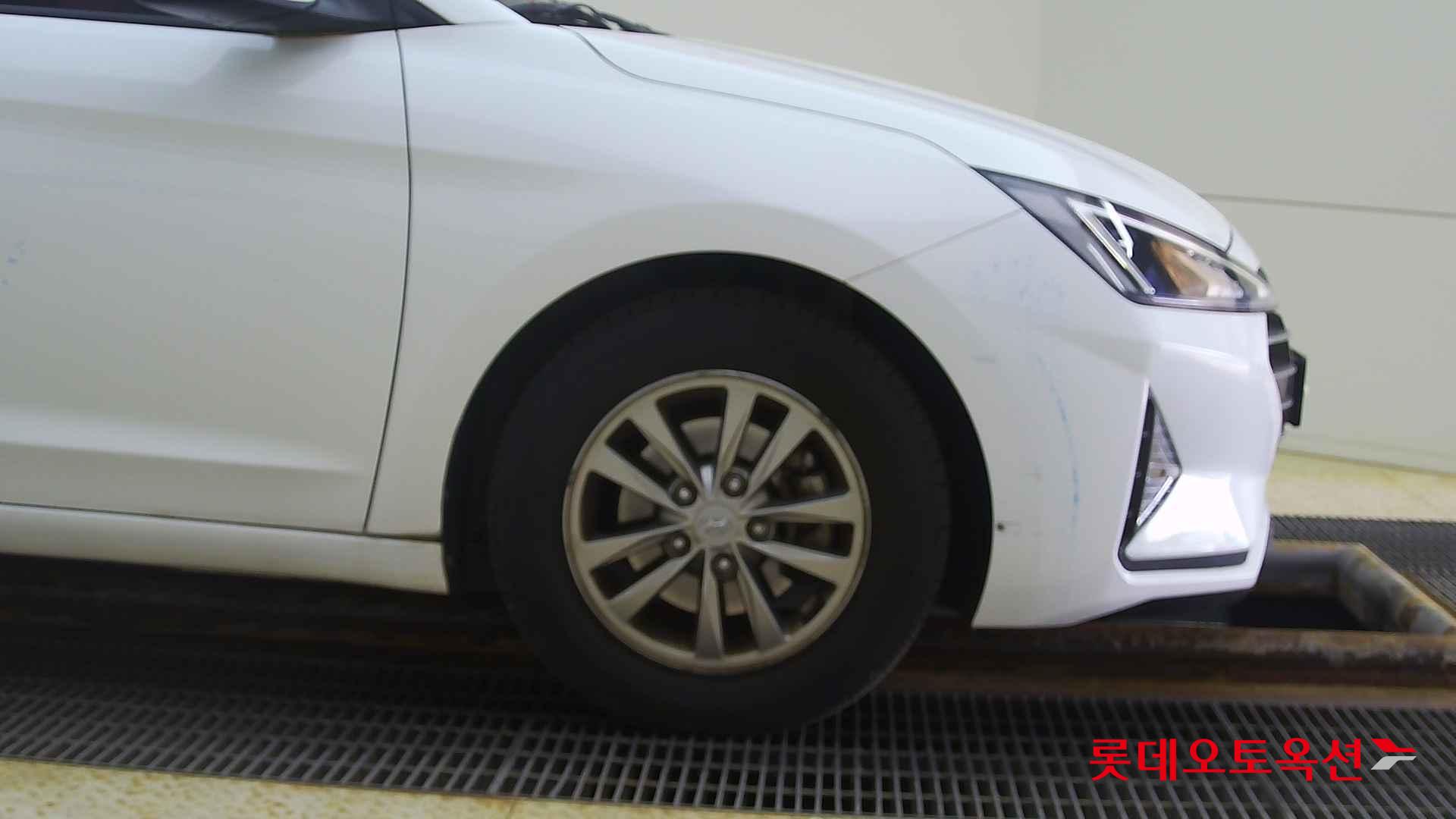 Hyundai Avante id 2720975 из Кореи 23