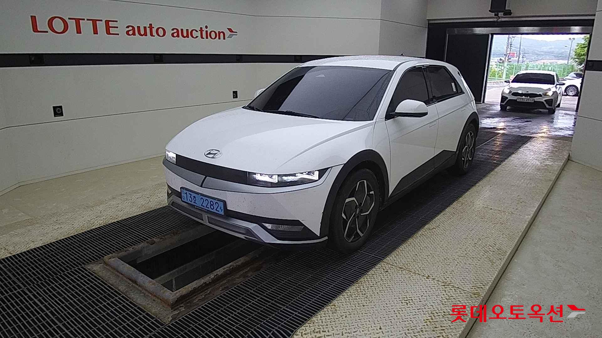 Hyundai IONIQ 5 id 2721749 из Кореи 14