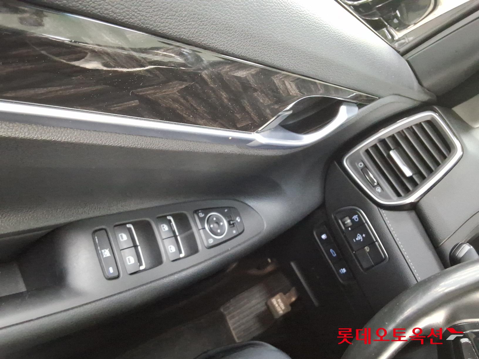 Hyundai Grandeur id 2721828 из Кореи 28