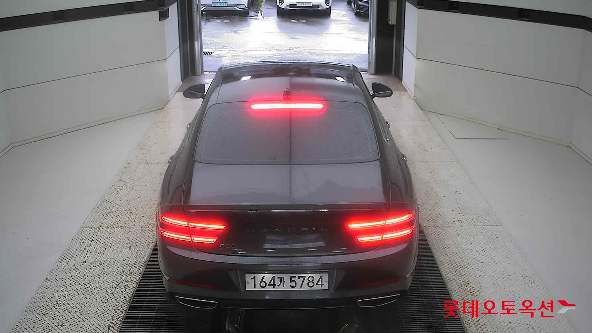 جينسس جي 80