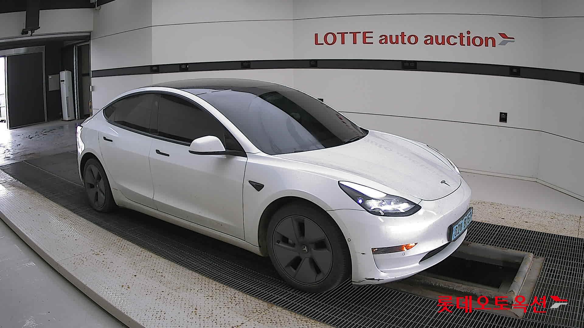 تسلا MODEL 3