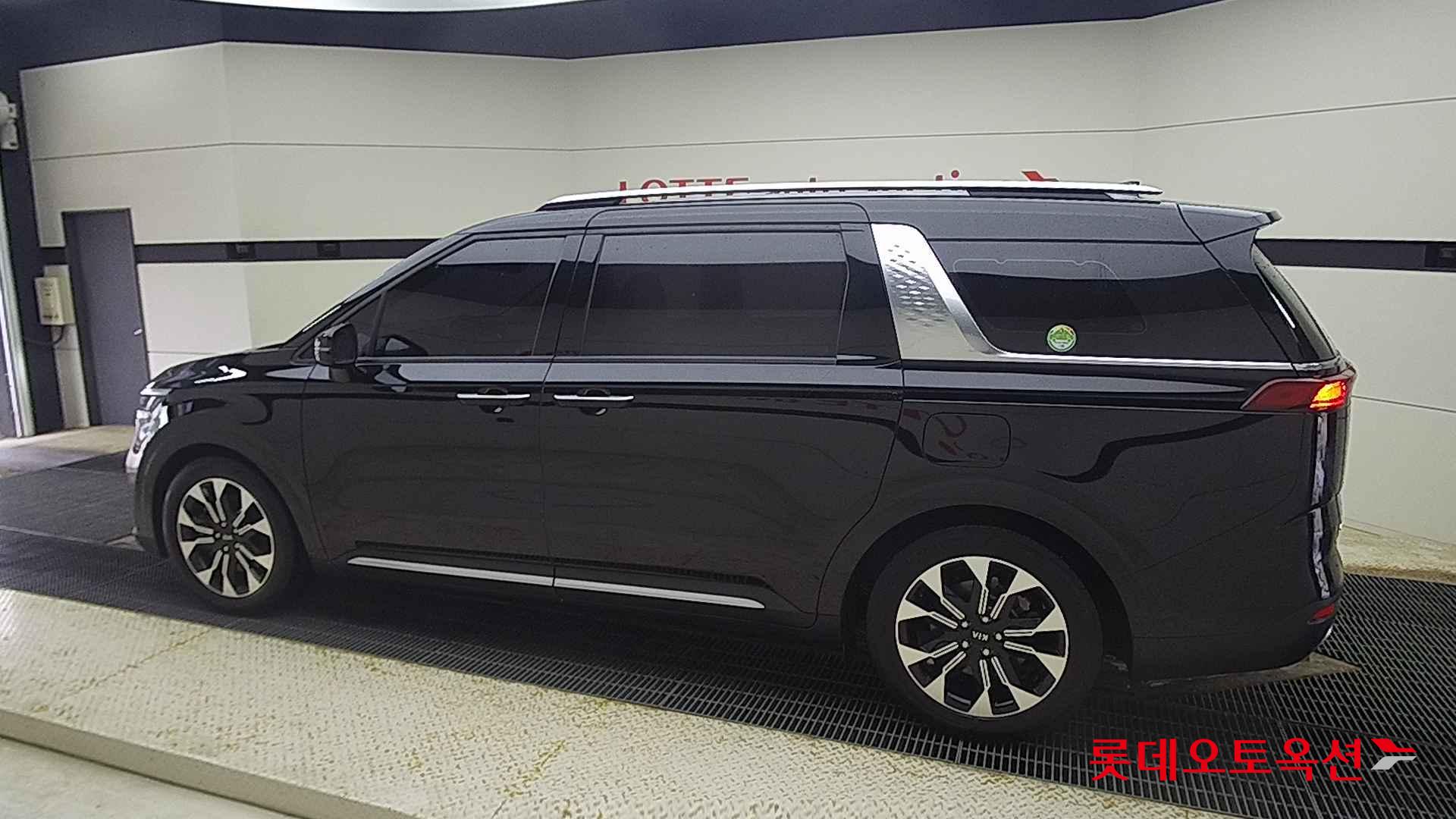 Kia Carnival Limousine id 2722629 из Кореи 11
