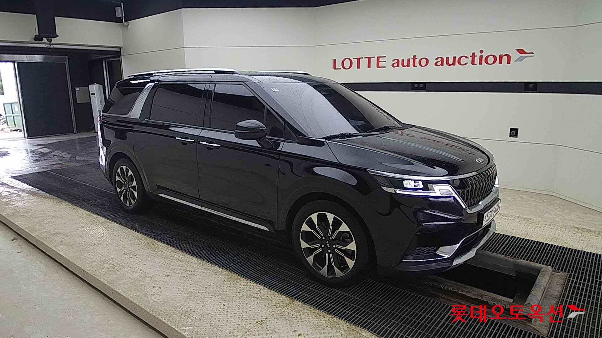 Kia Carnival Limousine id 2722629 из Кореи 16