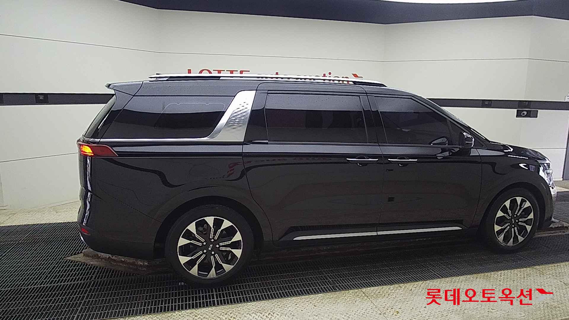 Kia Carnival Limousine id 2722629 из Кореи 18