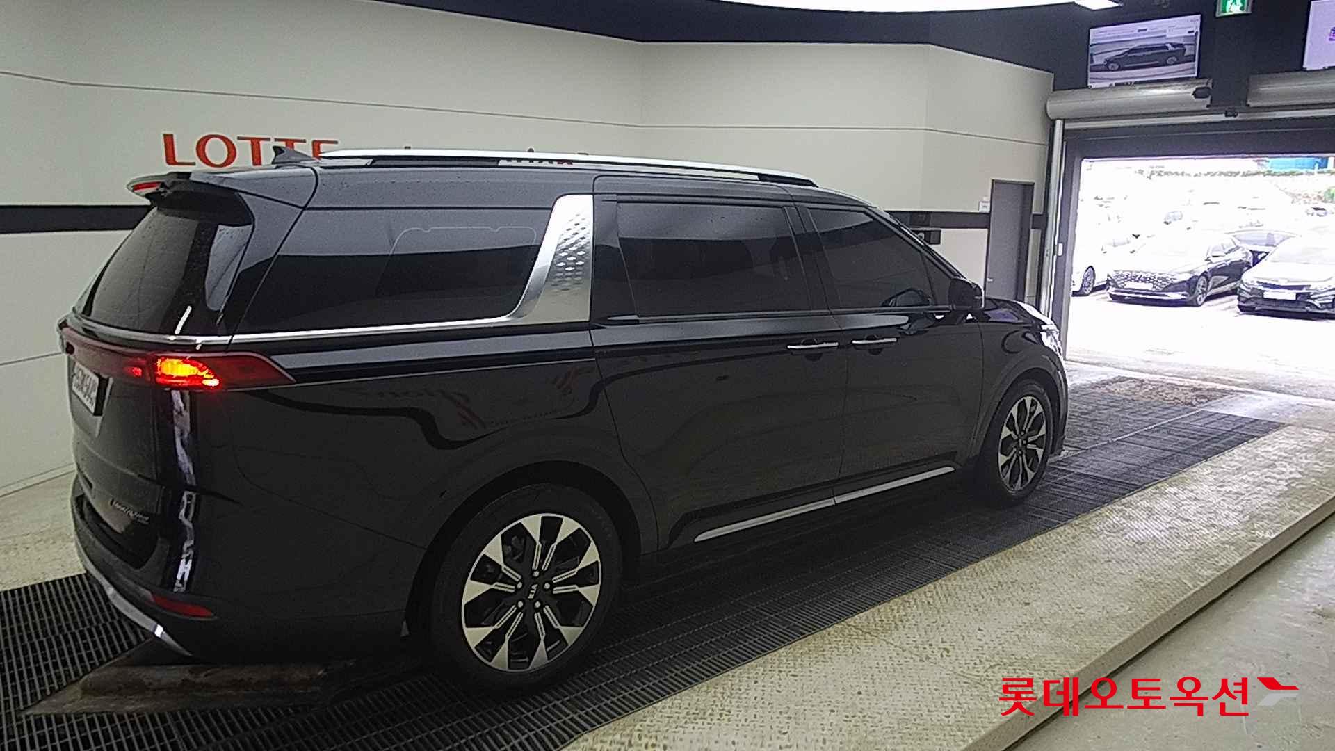 Kia Carnival Limousine id 2722629 из Кореи 19