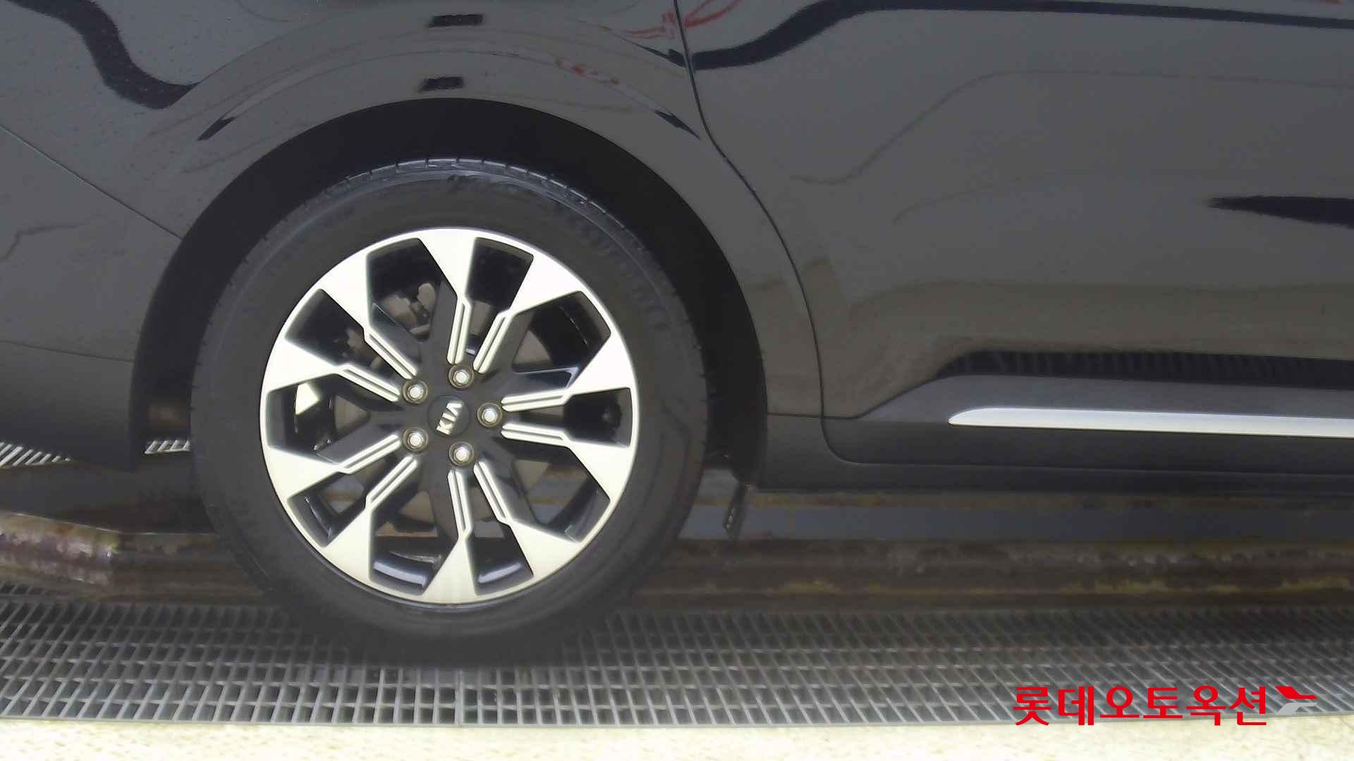 Kia Carnival Limousine id 2722629 из Кореи 24