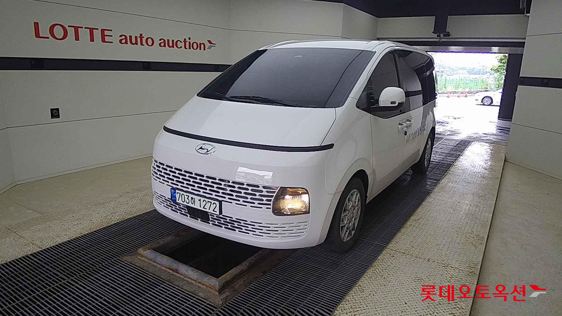 هيونداي - ستاريا (2022)