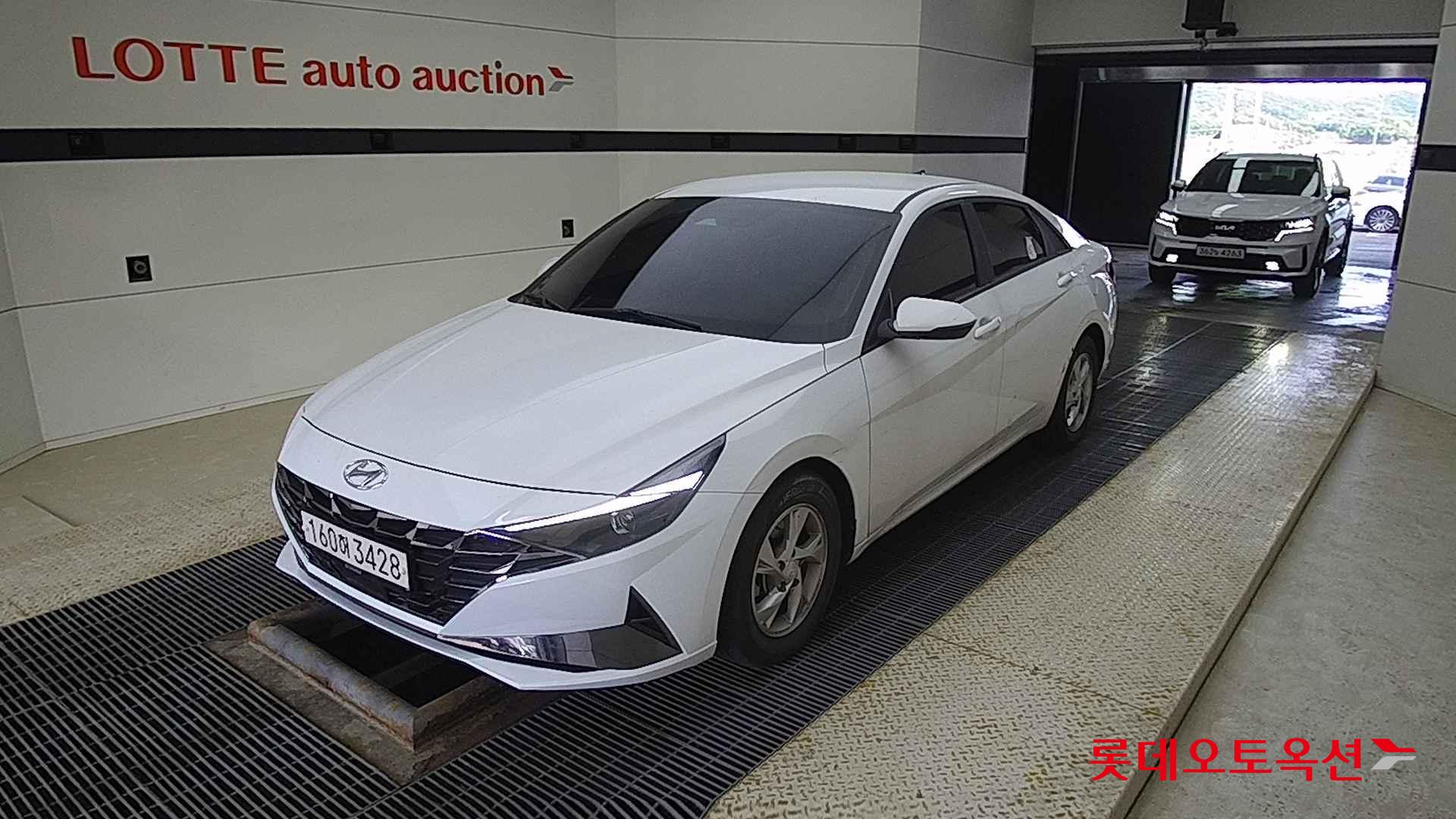 Hyundai Avante id 2724526 из Кореи 14
