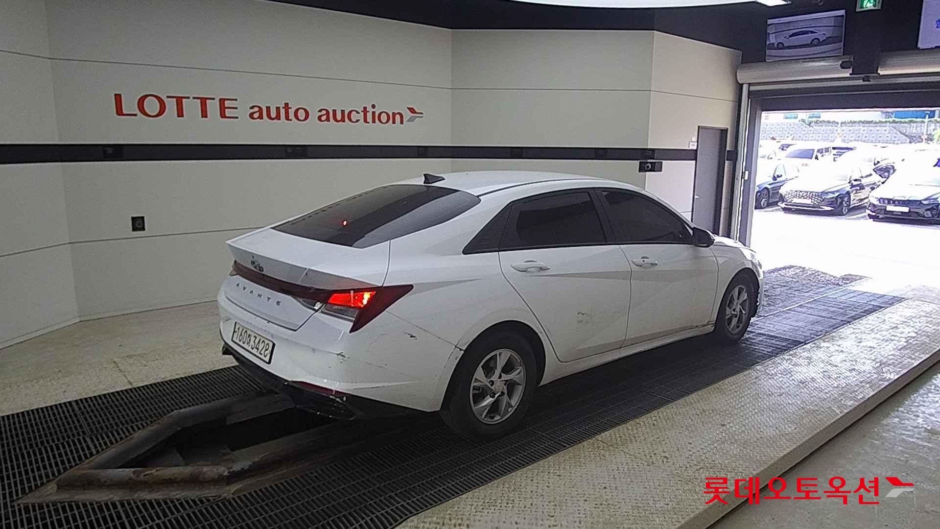 Hyundai Avante id 2724526 из Кореи 19