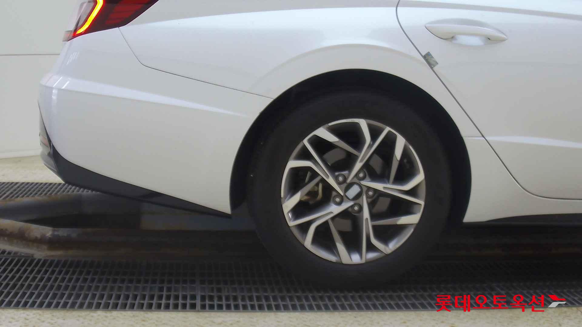 Hyundai Sonata id 2725173 из Кореи 24