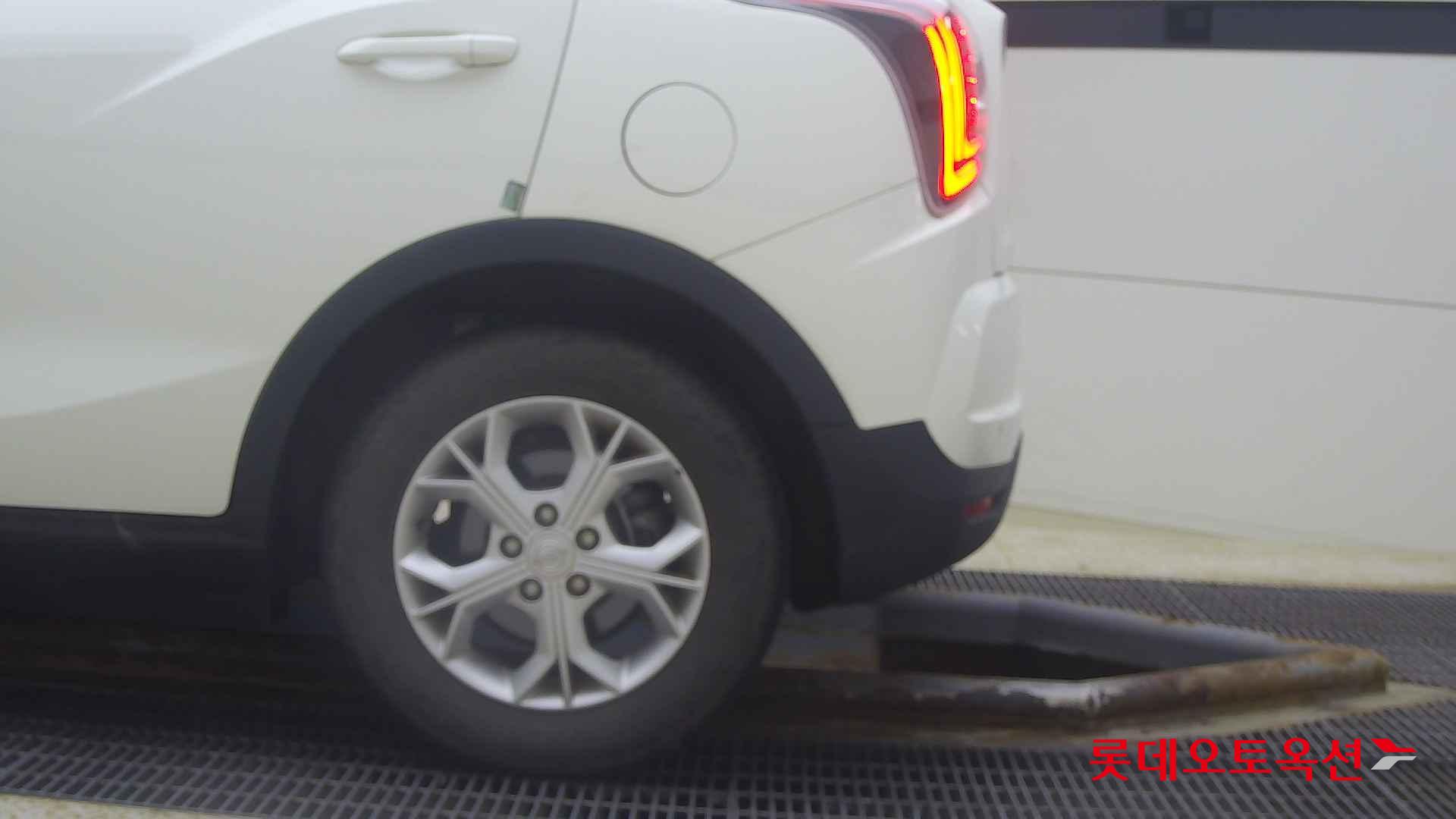 SsangYong Tivoli id 2726579 из Кореи 22