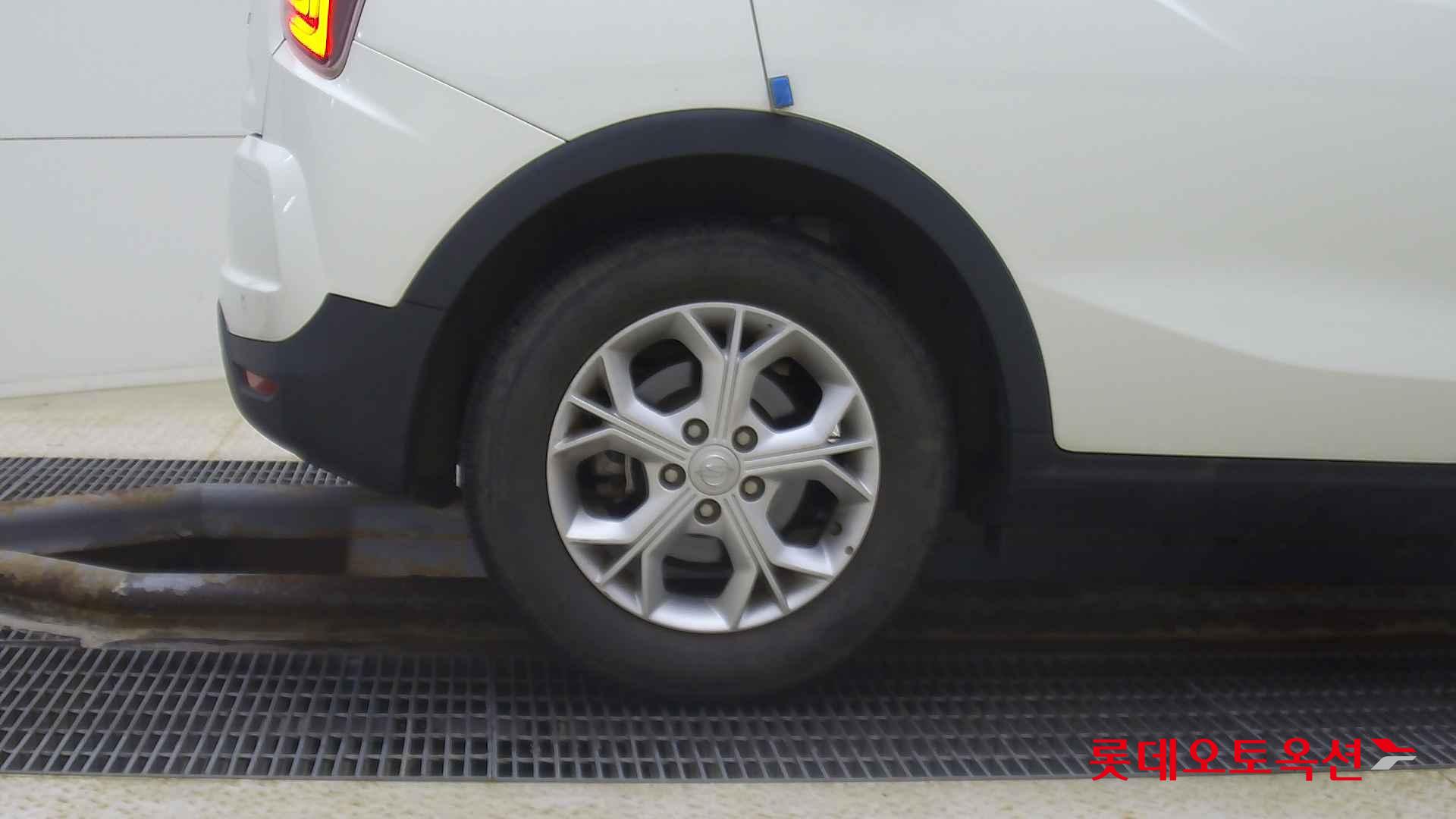 SsangYong Tivoli id 2726579 из Кореи 24