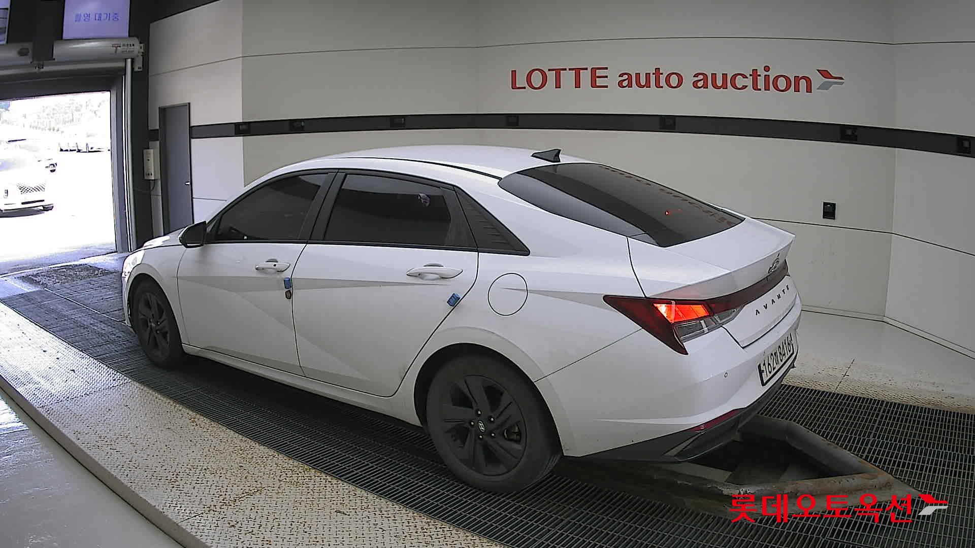 Hyundai Avante Hybrid id 2787475 из Кореи 10