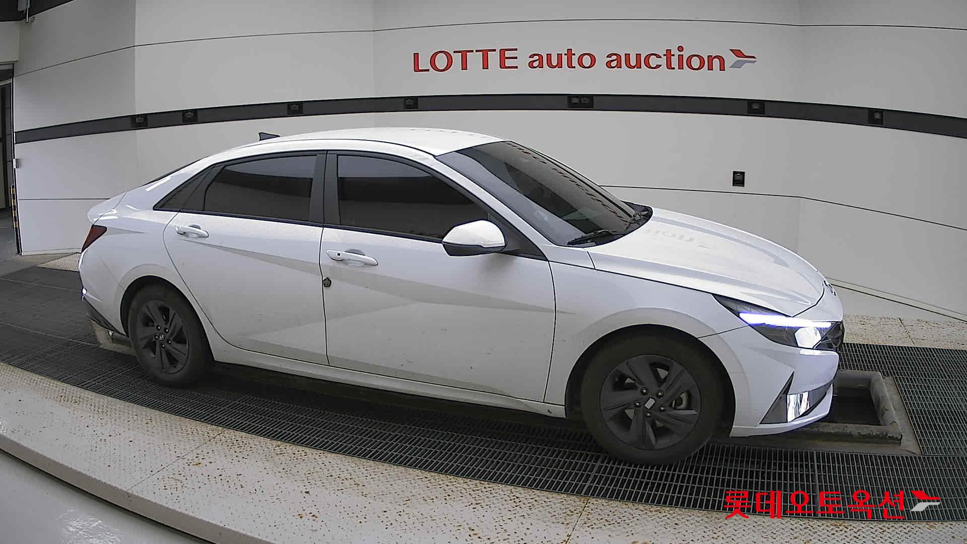 Hyundai Avante Hybrid id 2787475 из Кореи 17