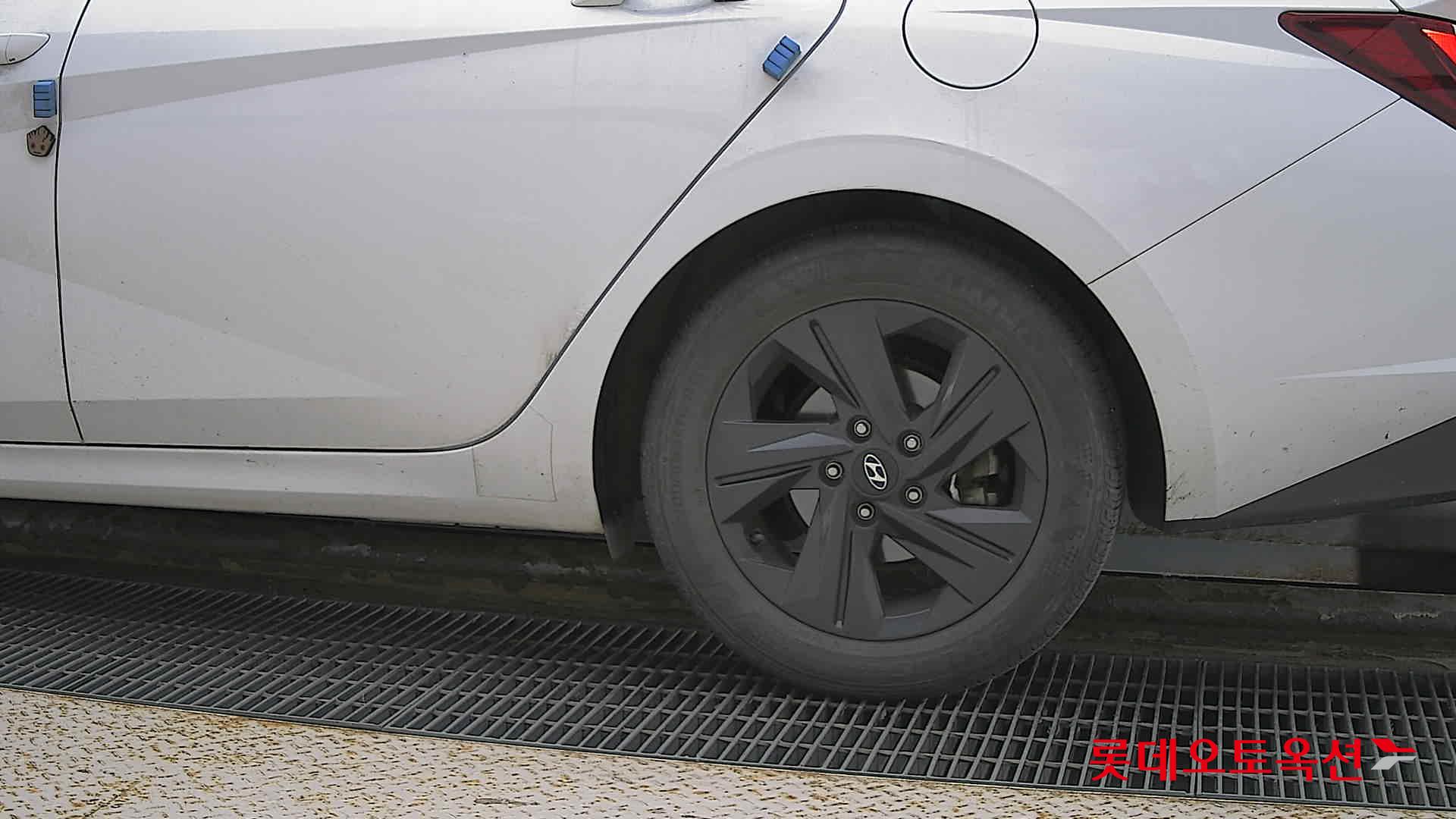 Hyundai Avante Hybrid id 2787475 из Кореи 22