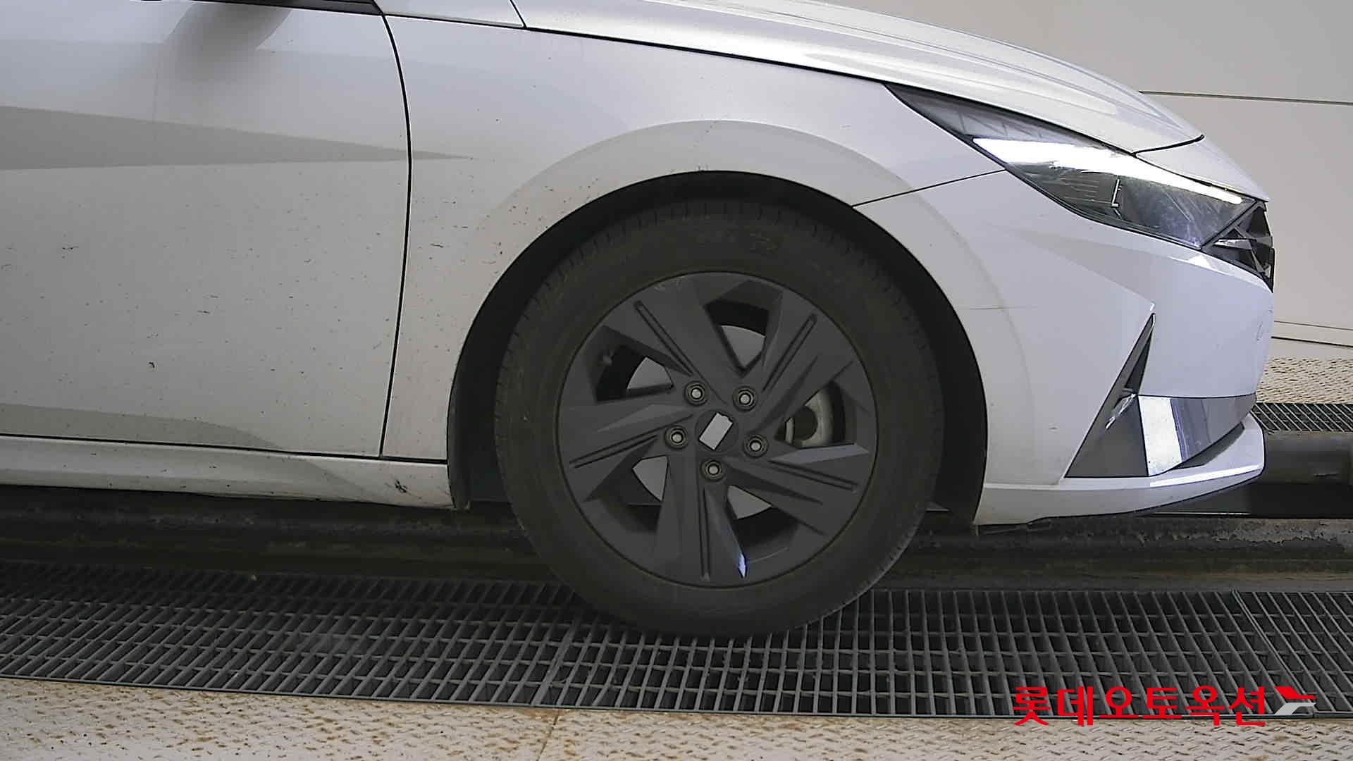 Hyundai Avante Hybrid id 2787475 из Кореи 23