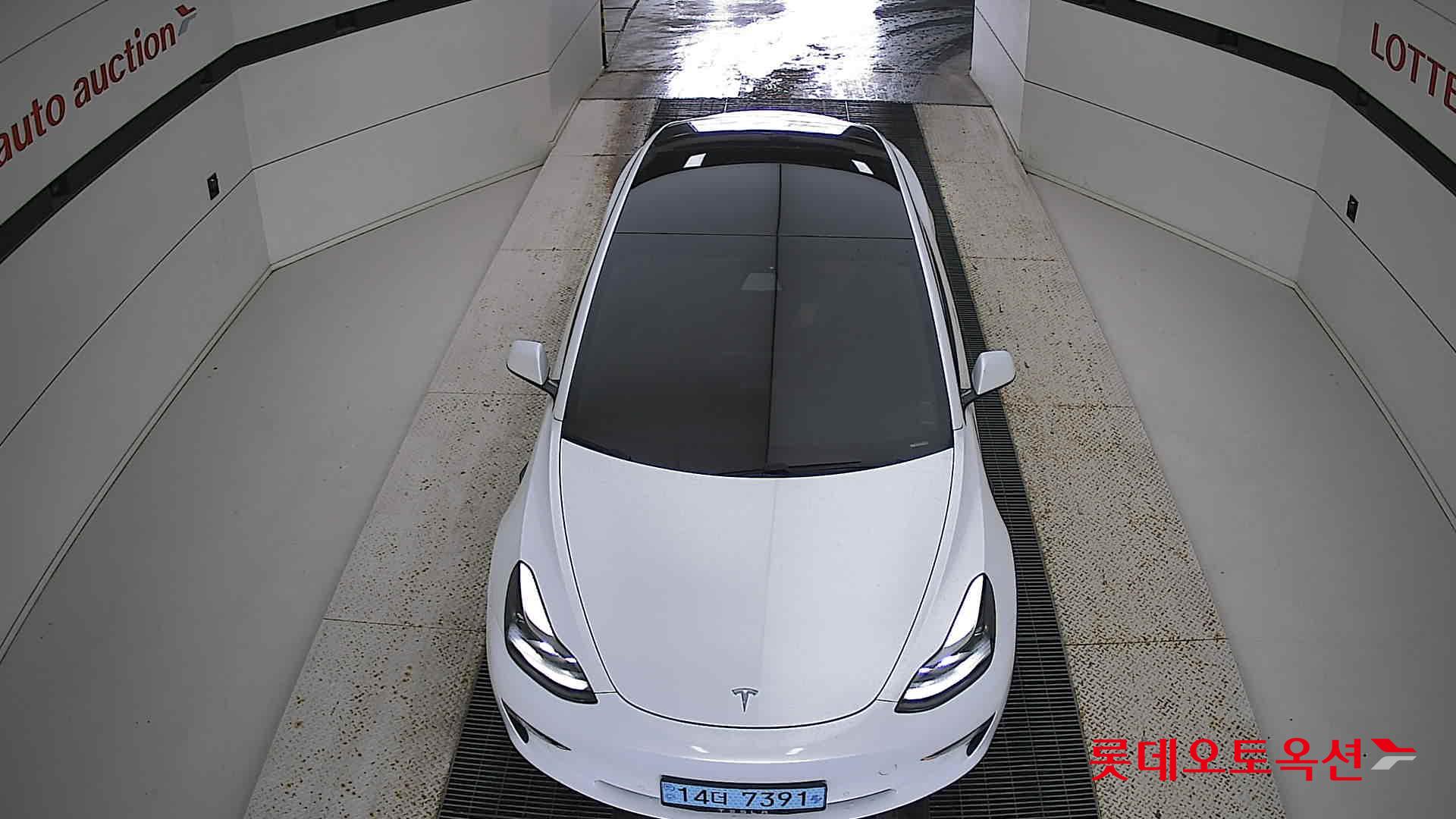 تسلا MODEL 3