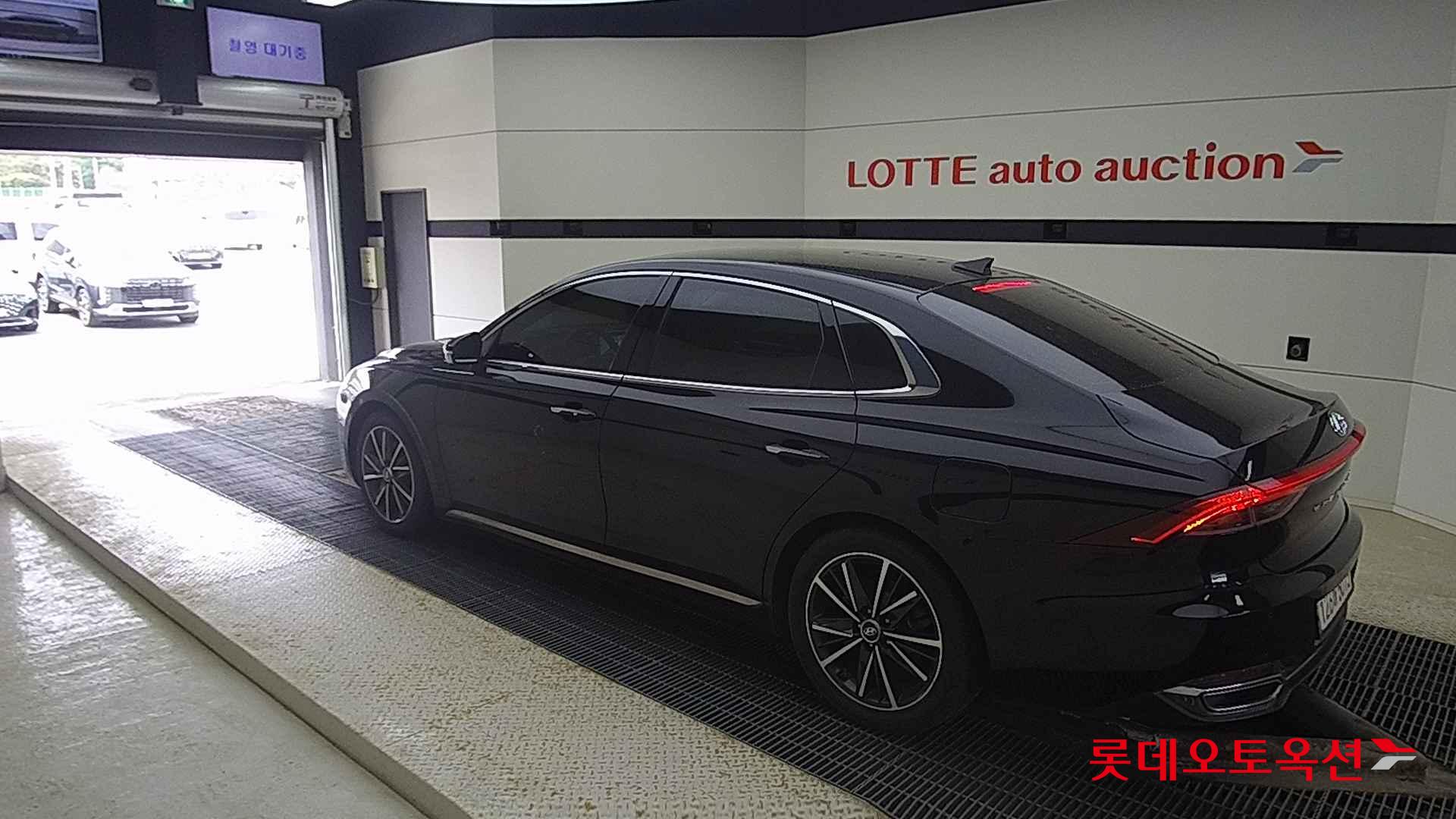 Hyundai Grandeur id 2720458 из Кореи 10