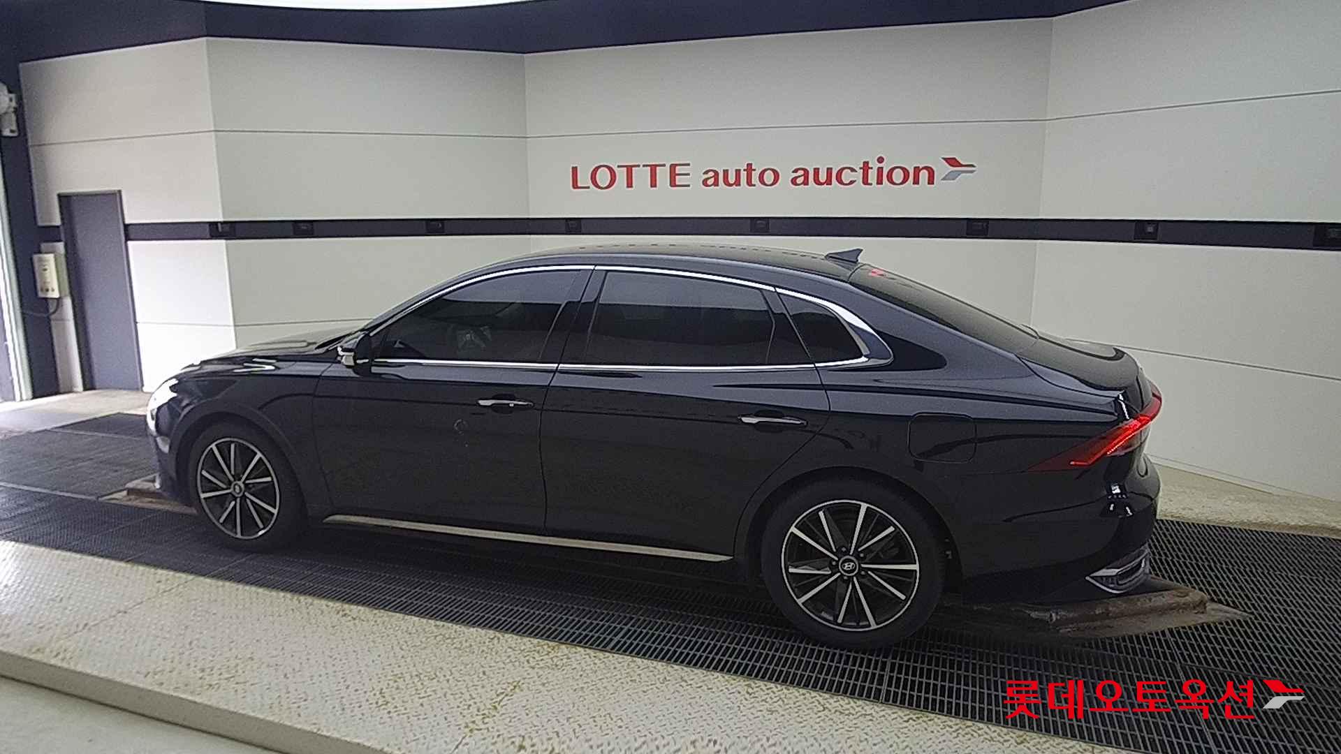 Hyundai Grandeur id 2720458 из Кореи 11