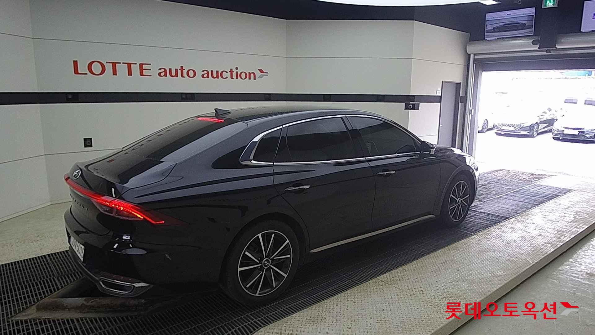 Hyundai Grandeur id 2720458 из Кореи 19