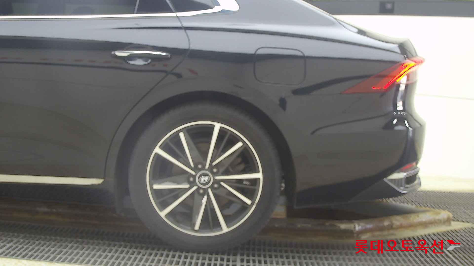 Hyundai Grandeur id 2720458 из Кореи 22