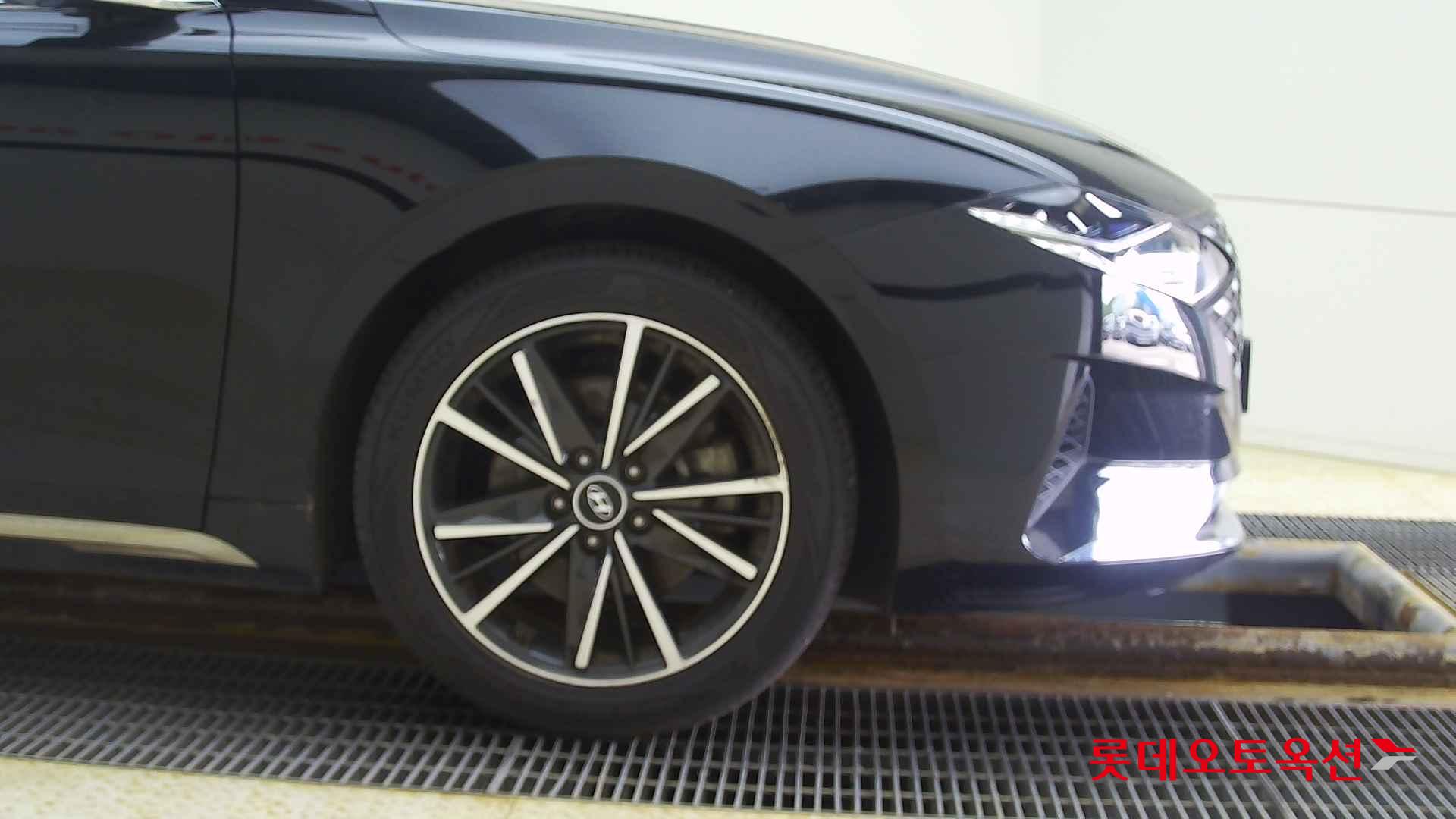 Hyundai Grandeur id 2720458 из Кореи 23