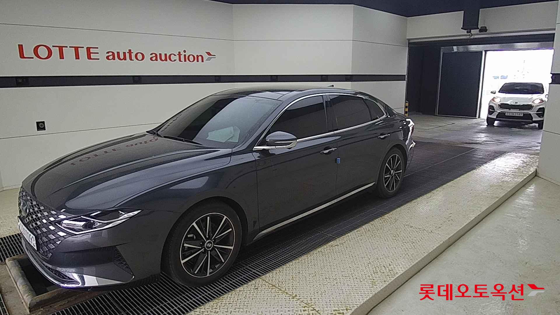 Hyundai Grandeur id 2720444 из Кореи 13